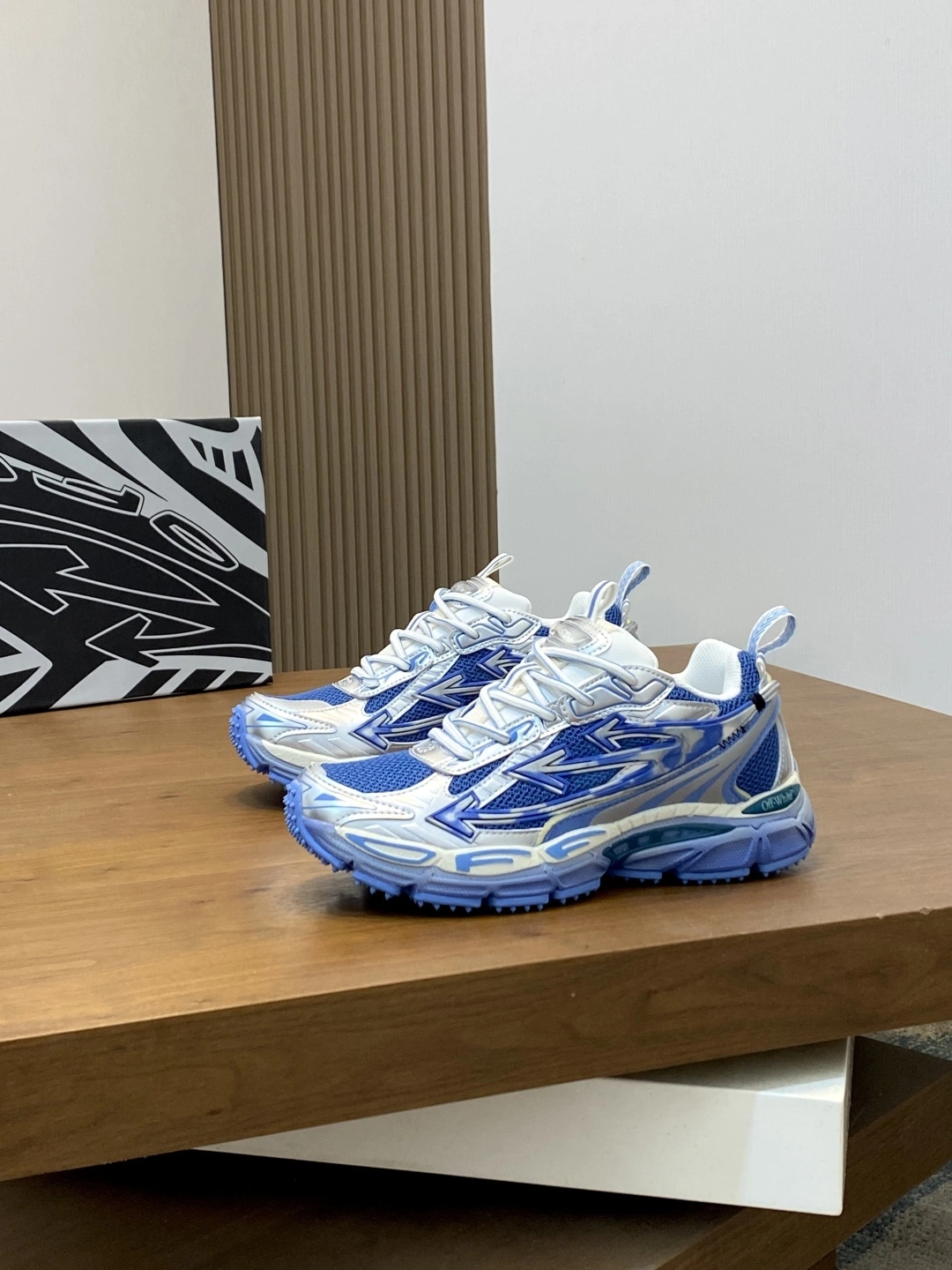 OOBB-- Off Whit5 OWIA289S25FAB0037245 C O VirGil Abloh item：E-X062I0123