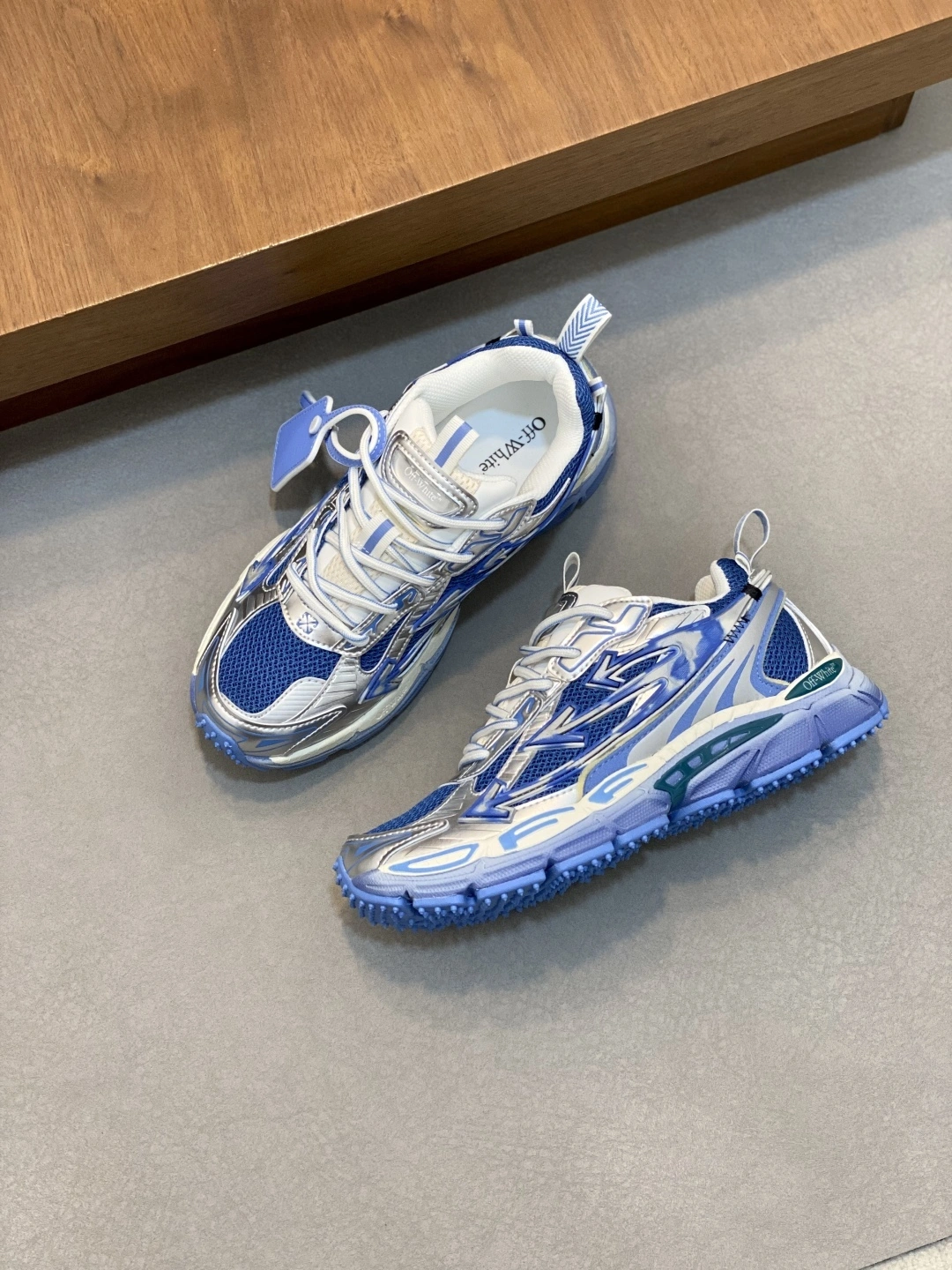 OOBB-- Off Whit5 OWIA289S25FAB0037245 C O VirGil Abloh item：E-X062I0123