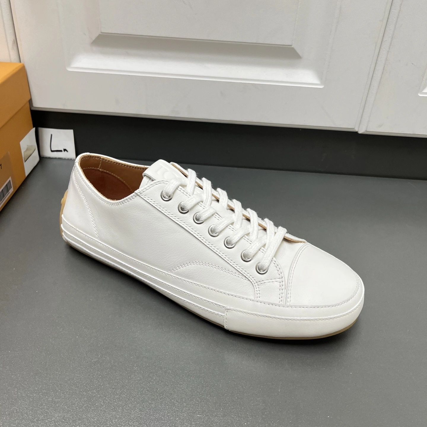 OOBB-- Other brands XXM59L0IY20JUSB001 calfskin item:E-X062H0660