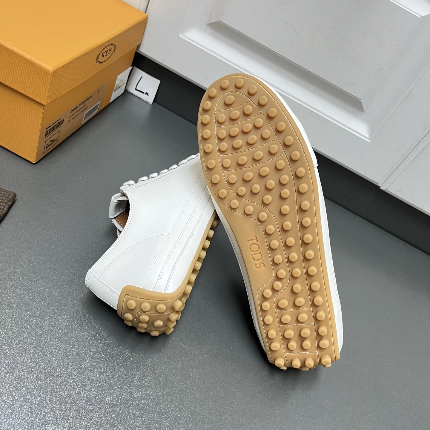 OOBB-- Other brands XXM59L0IY20JUSB001 calfskin item:E-X062H0660