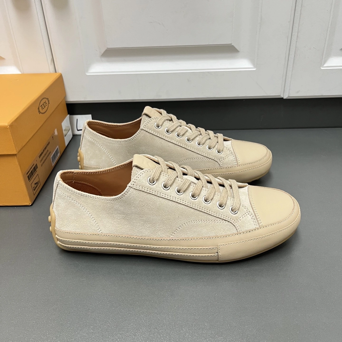 OOBB-- Other brands XXM59L0IY20O1T4111 calfskin item:E-X062H0659