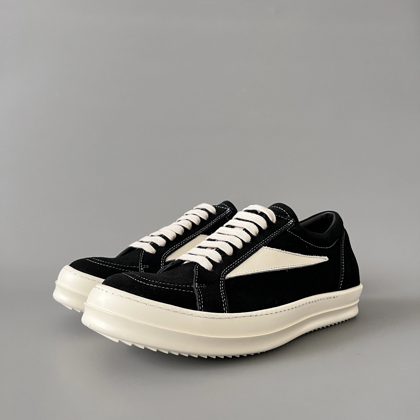 OOBB-- Ow59s RP01C5888LVSLPO Cowhide item: E-X300H0312