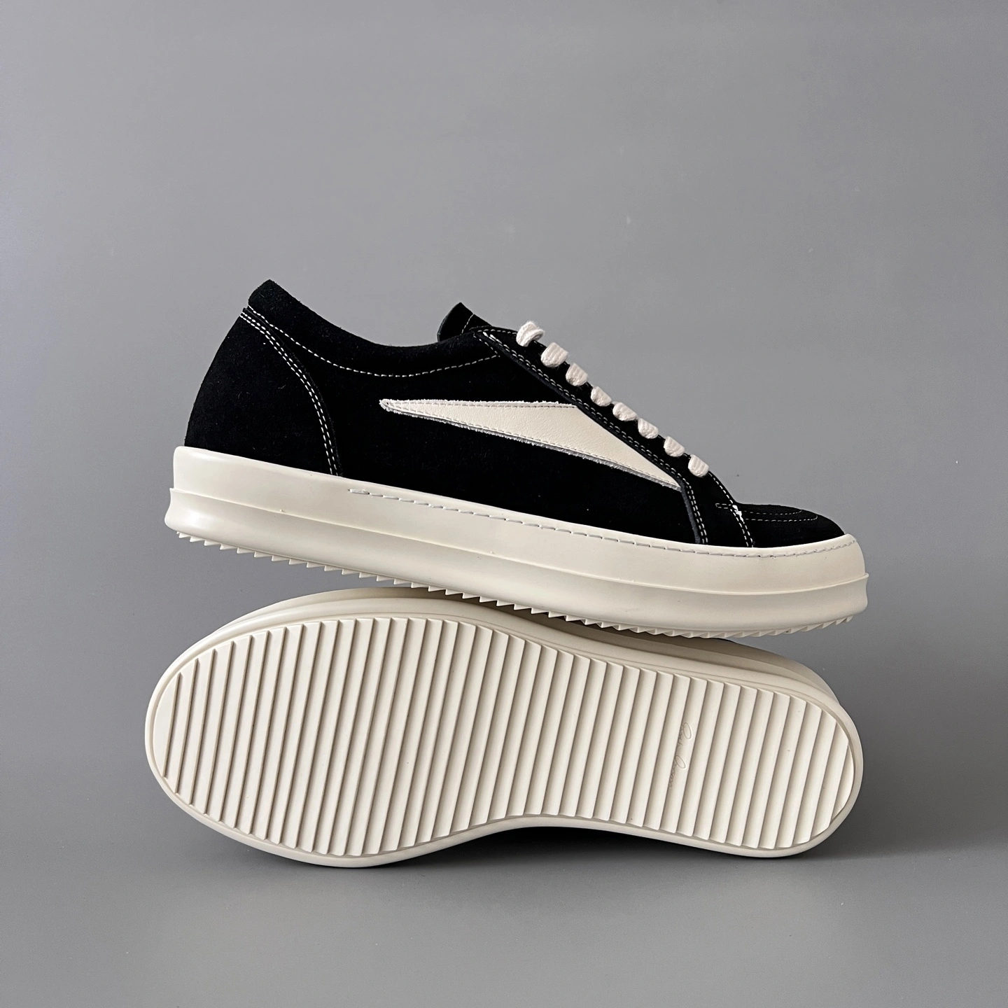 OOBB-- Ow59s RP01C5888LVSLPO Cowhide item: E-X300H0312