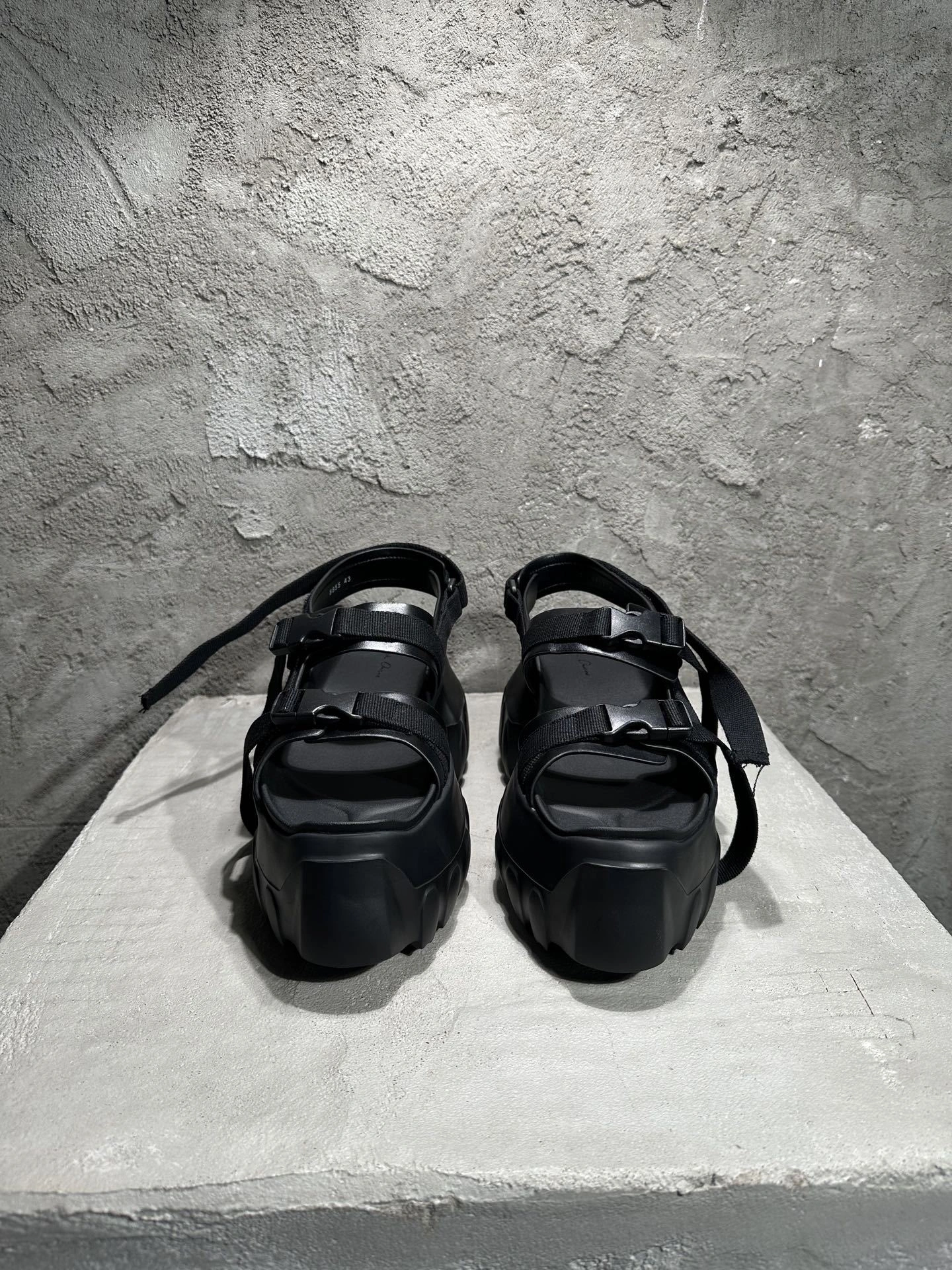 OOBB-- Ow59s RU01E5866LOO-99 Calfskin item:E-X409K1923