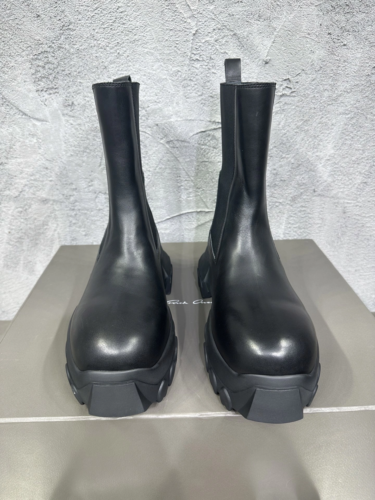 OOBB-- Ow59s RU02C7881LCG-99 cowhide item:E-X076J1729