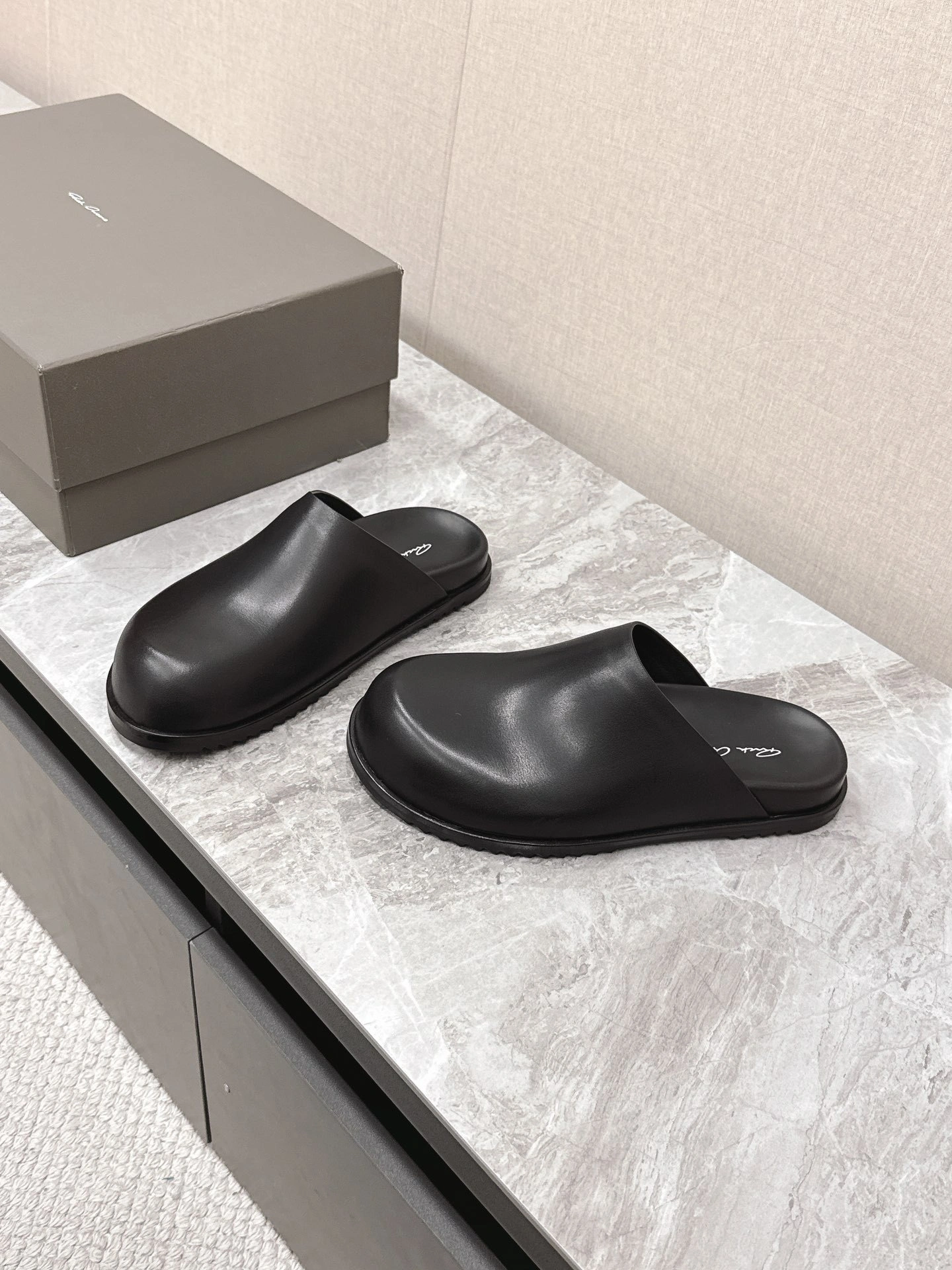 OOBB-- Ow59s RU02D6809LOO-09 cowhide item:E-X062H0671
