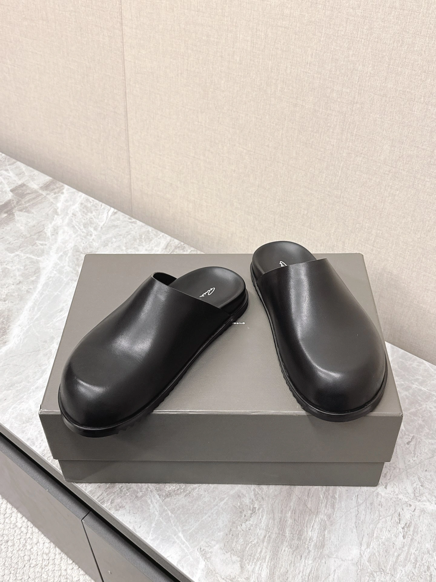 OOBB-- Ow59s RU02D6809LOO-09 cowhide item:E-X062H0671