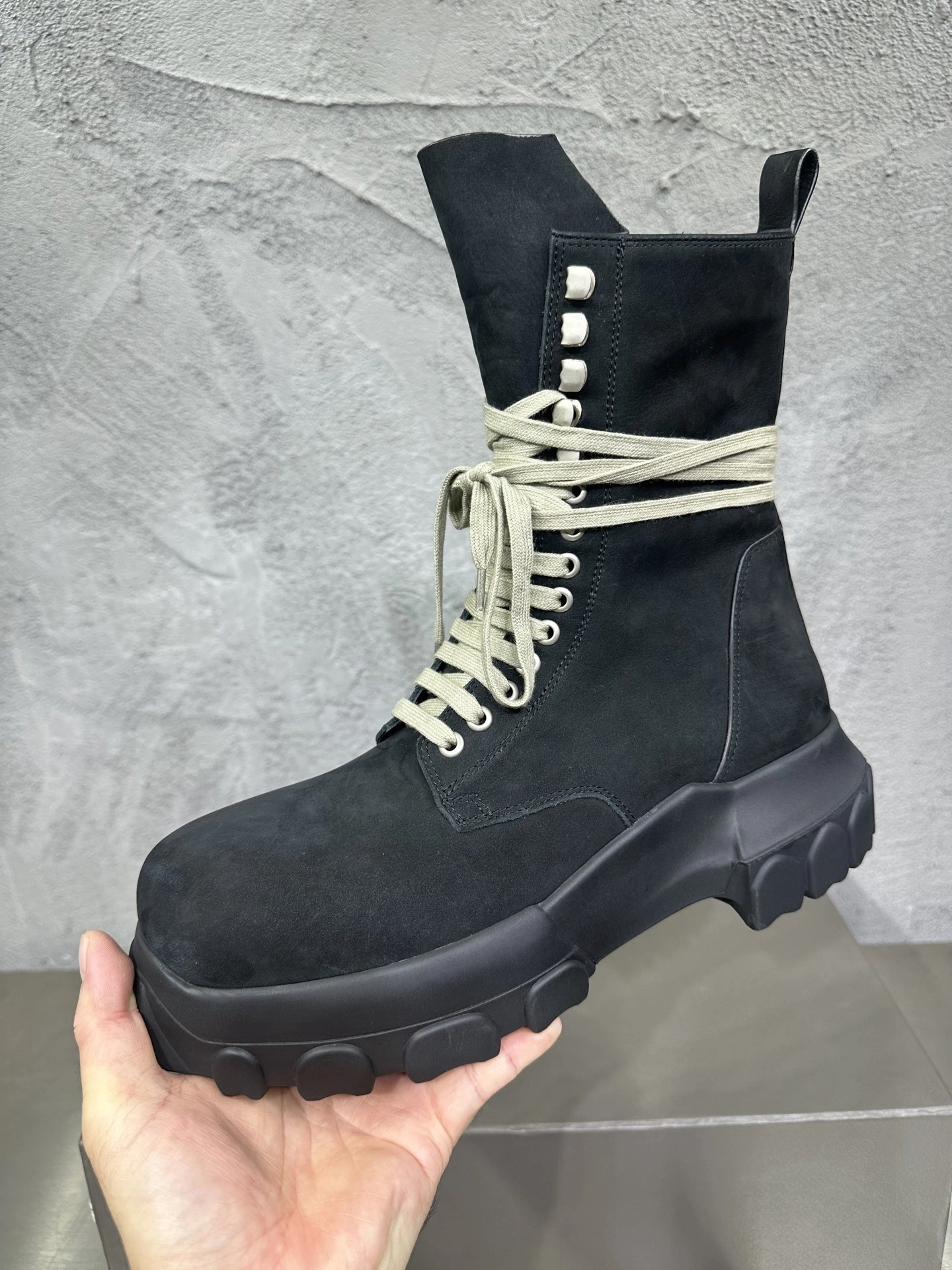 OOBB-- Ow59s RU02D6871LWN-99 cowhide item:E-X076J1730