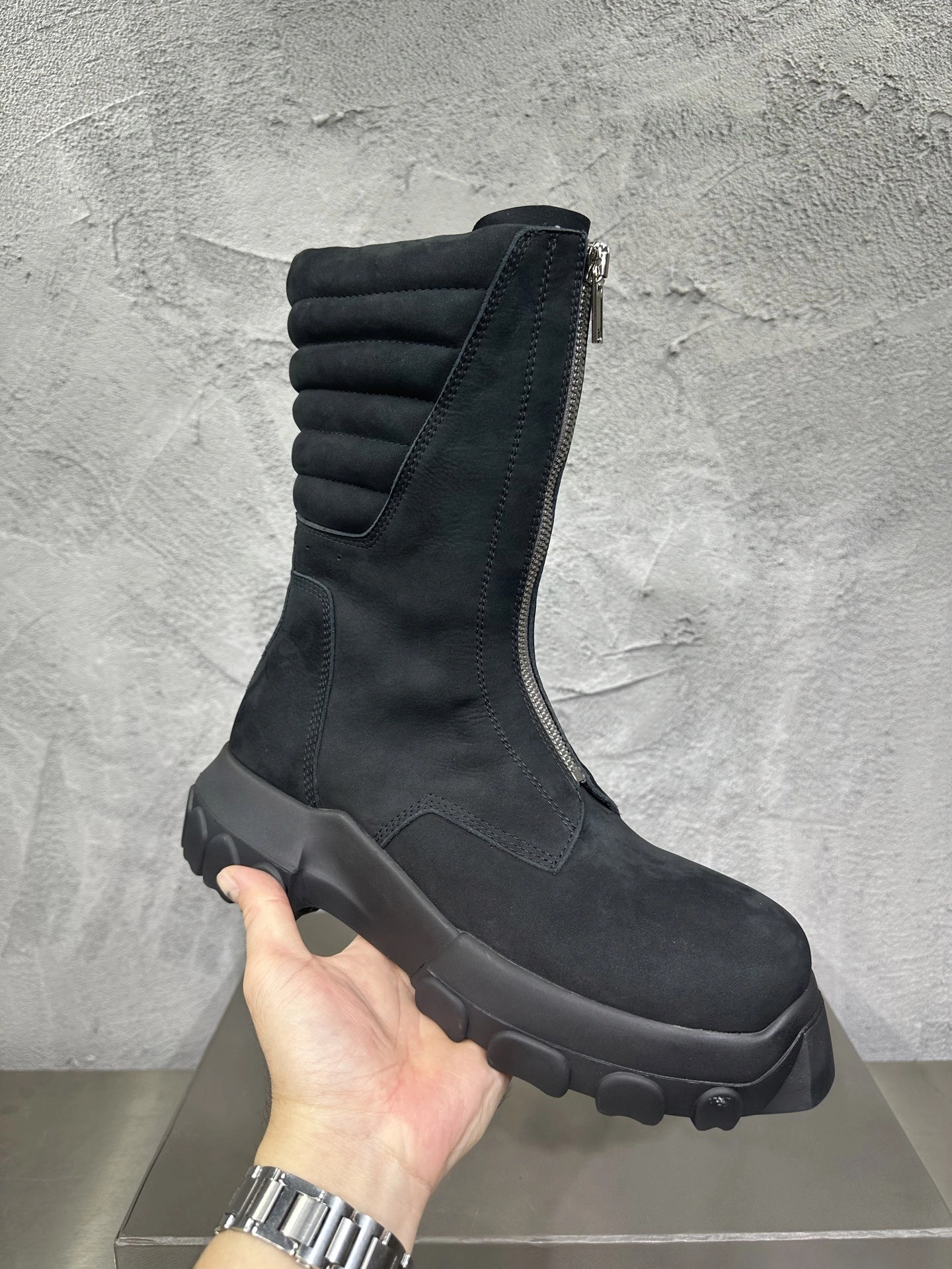 OOBB-- Ow59s RU02D6882LWN99BLACK cowhide item:E-X076J1731