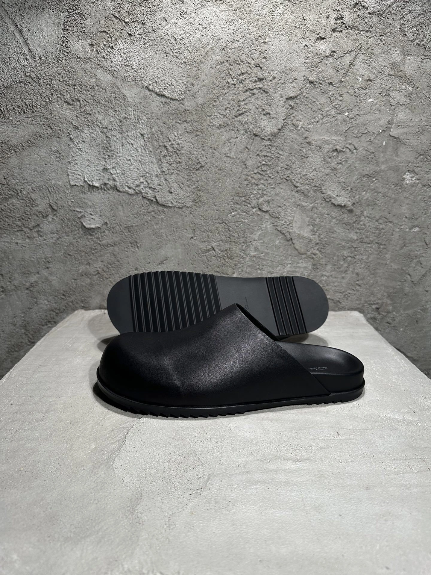 OOBB-- Ow59s RU02E1809LGE-09 Calfskin item:E-X409K1922