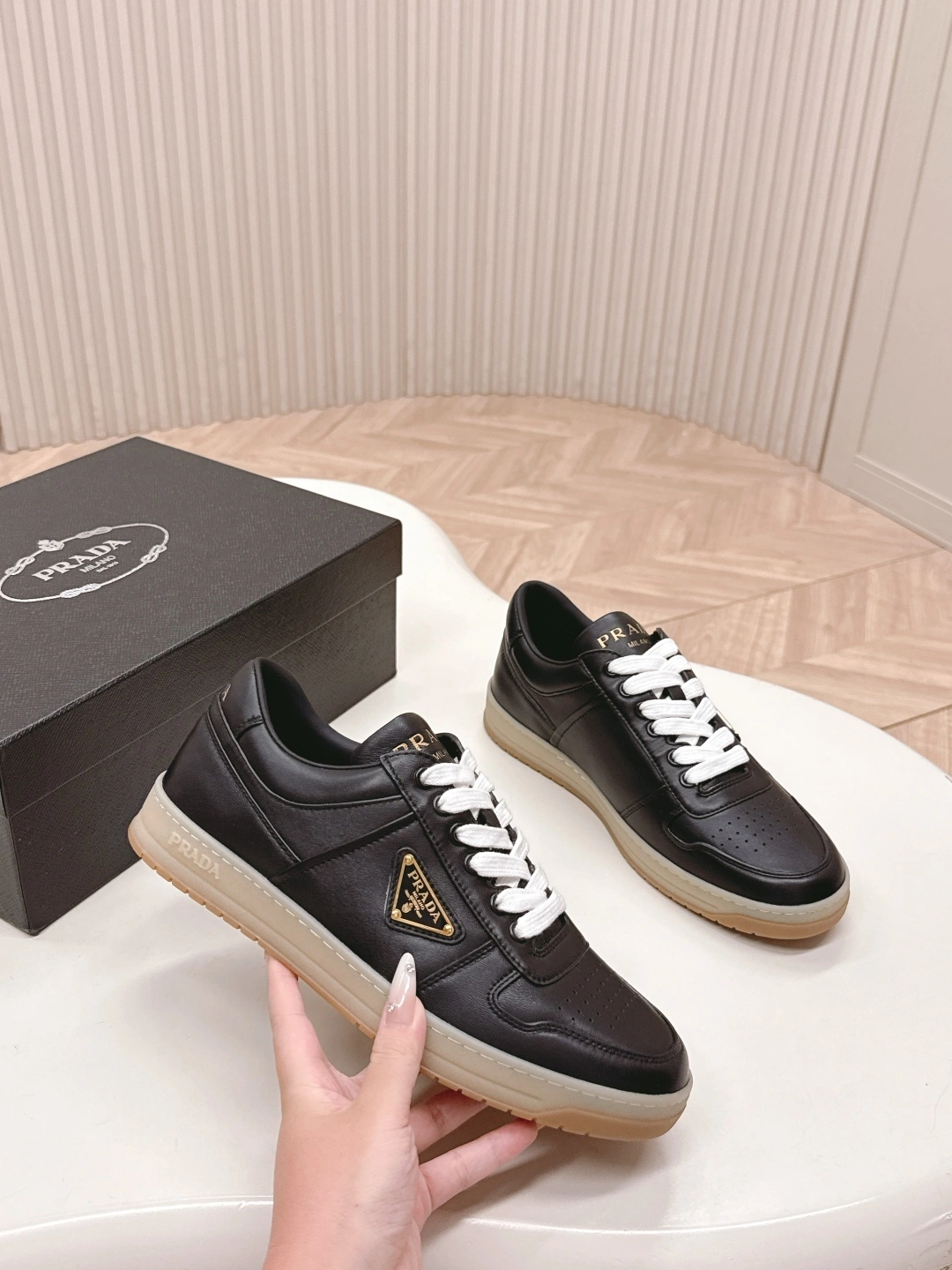 OOBB-- Pr141 1E792M_038_F0632_F_B030 cowhide sheepskin item:E-X002I0817