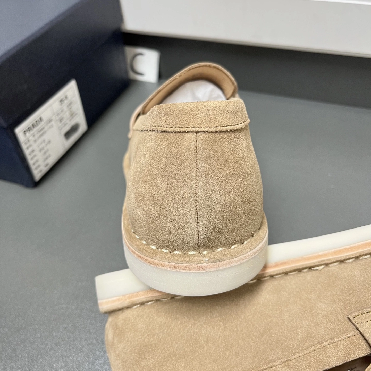 OOBB-- Pr141 2DC229_FG0_00Z5O_F0379 cowhide item:E-X000H0136