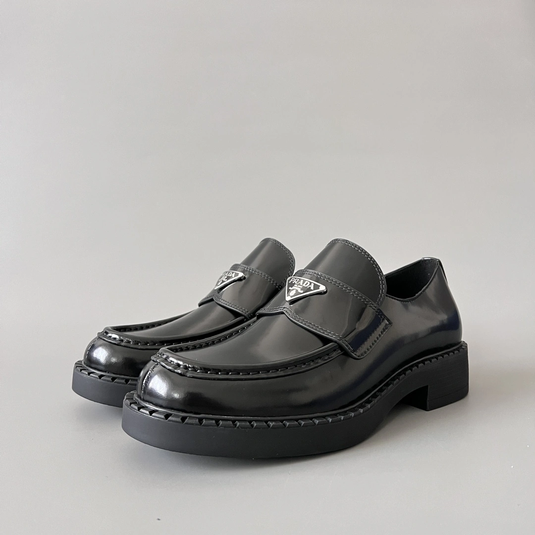 OOBB-- Pr141 2DE127055FF0002 cowhide item:E-X300H1365