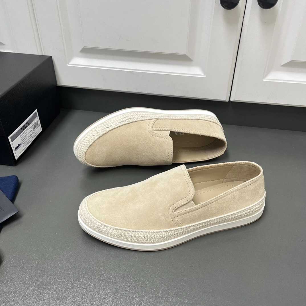 &OOBB-- Pr141 2DG137_054_F0F24 Calfskin item:E-X000D0264W