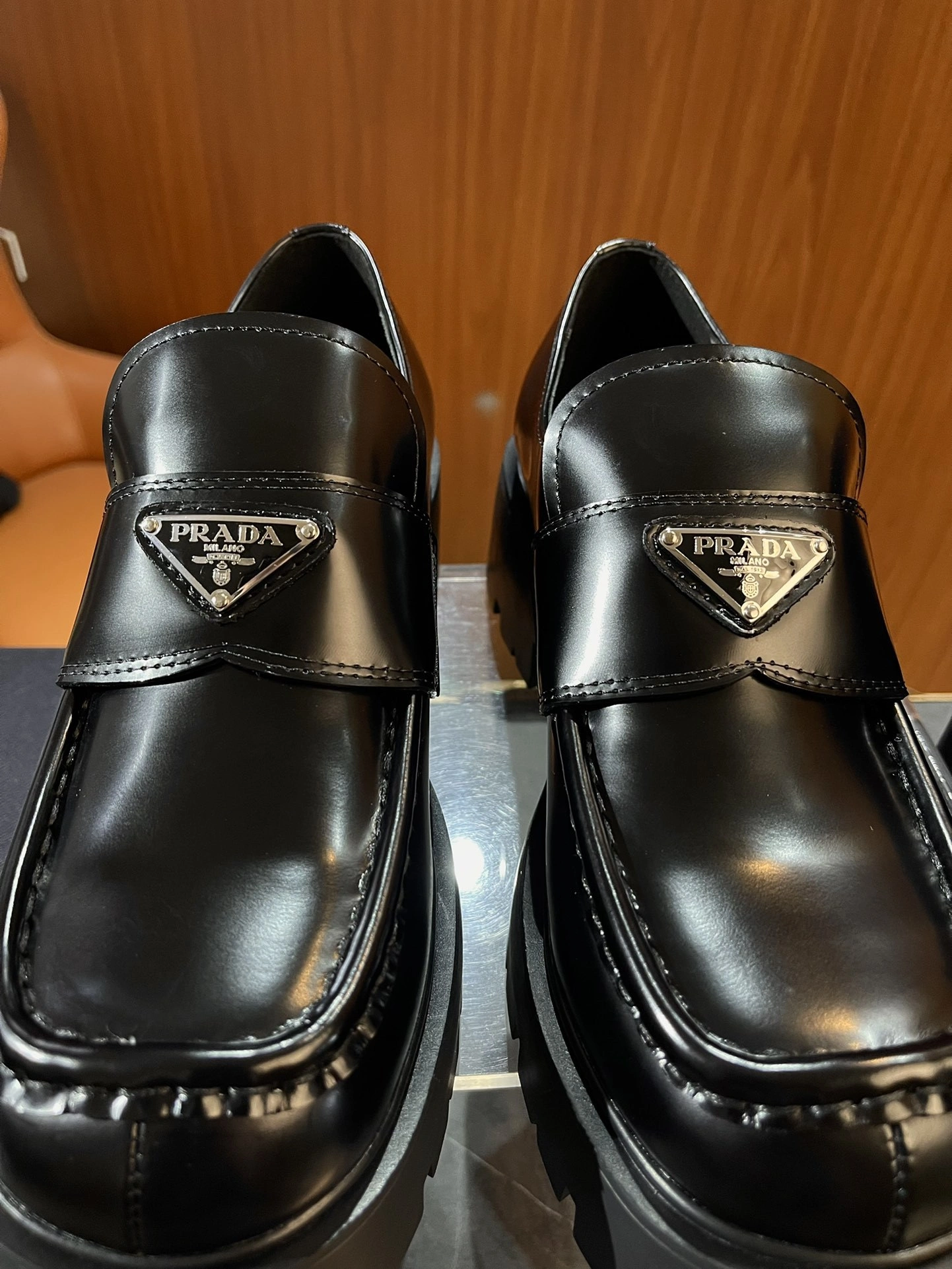 OOBB-- Pr141 2DG152_B4L_F0002_F_G000 cowhide Thick soles：5cm item:E-X332I2315
