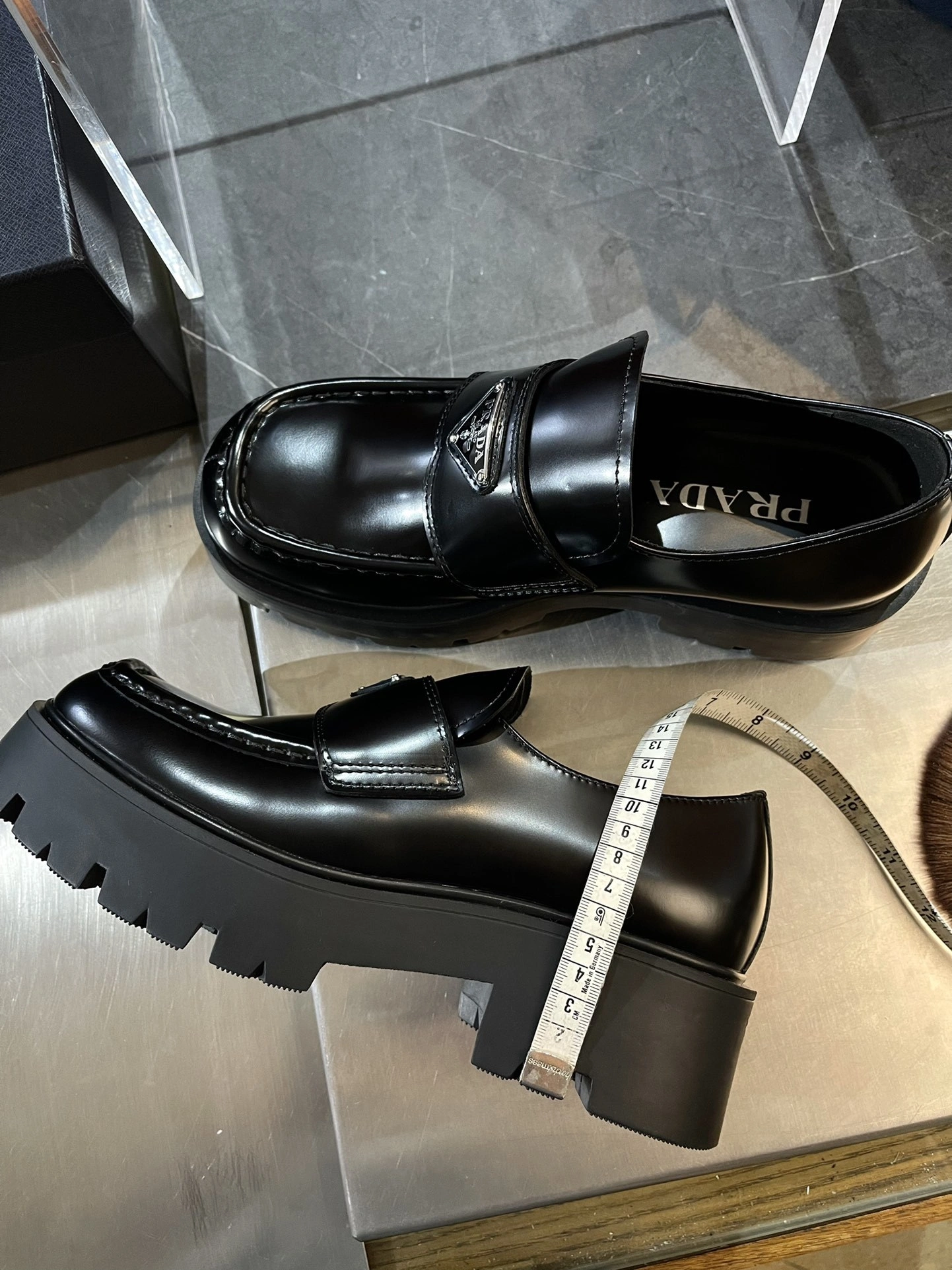 OOBB-- Pr141 2DG152_B4L_F0002_F_G000 cowhide Thick soles：5cm item:E-X332I2315