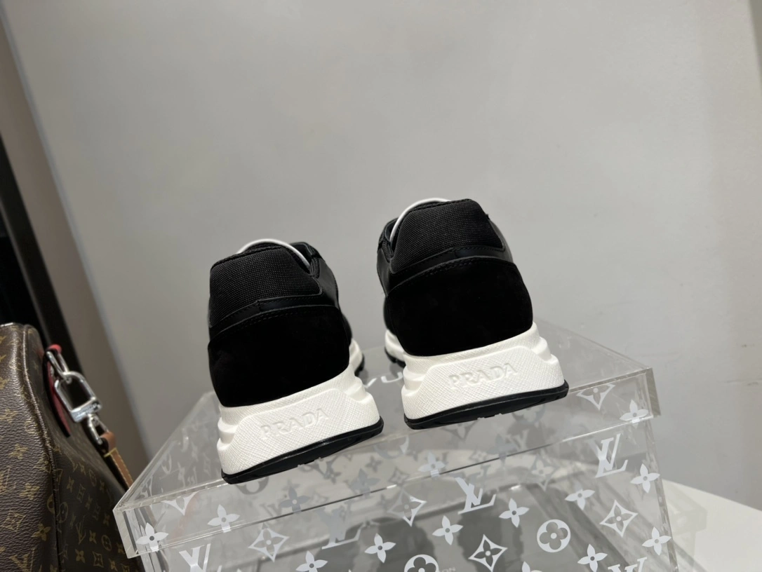 OOBB-- Pr141 2EE390-3LBA-F0967 Calfskin item:E-X000F2657