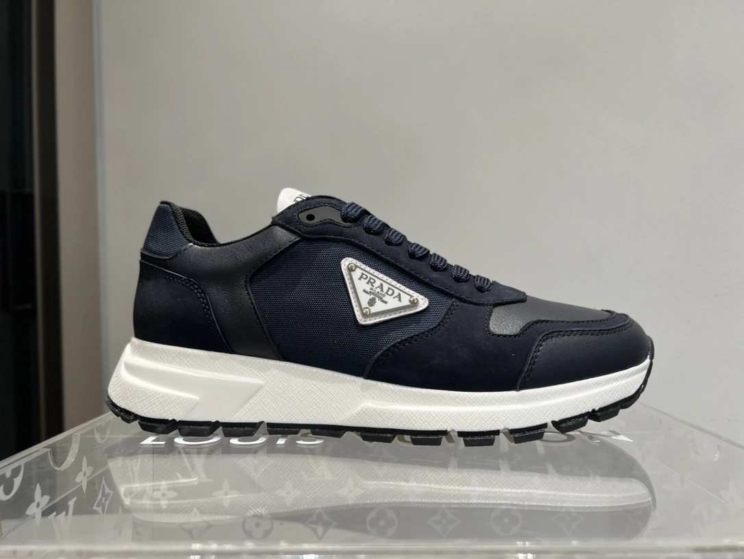 OOBB-- Pr141 2EE390_3LBA_F0216_F_G000 Calfskin item:E-X000F2644