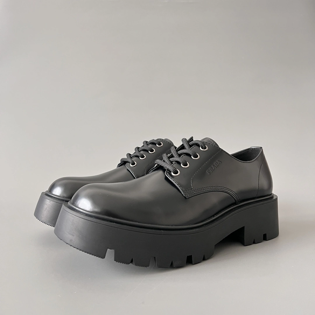 OOBB-- Pr141 2EG460_B4L_F0002_F_G000 cowhide item:E-X300H1366