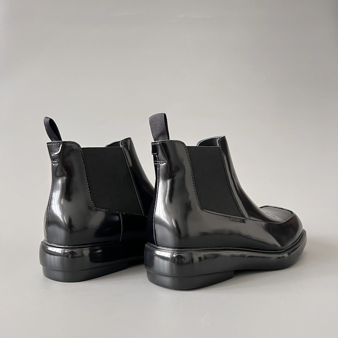 OOBB-- Pr141 2TG222_055_F0002_F_G000 cowhide item:E-X300H1353