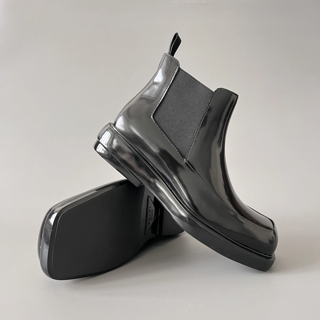 OOBB-- Pr141 2TG222_055_F0002_F_G000 cowhide item:E-X300H1353