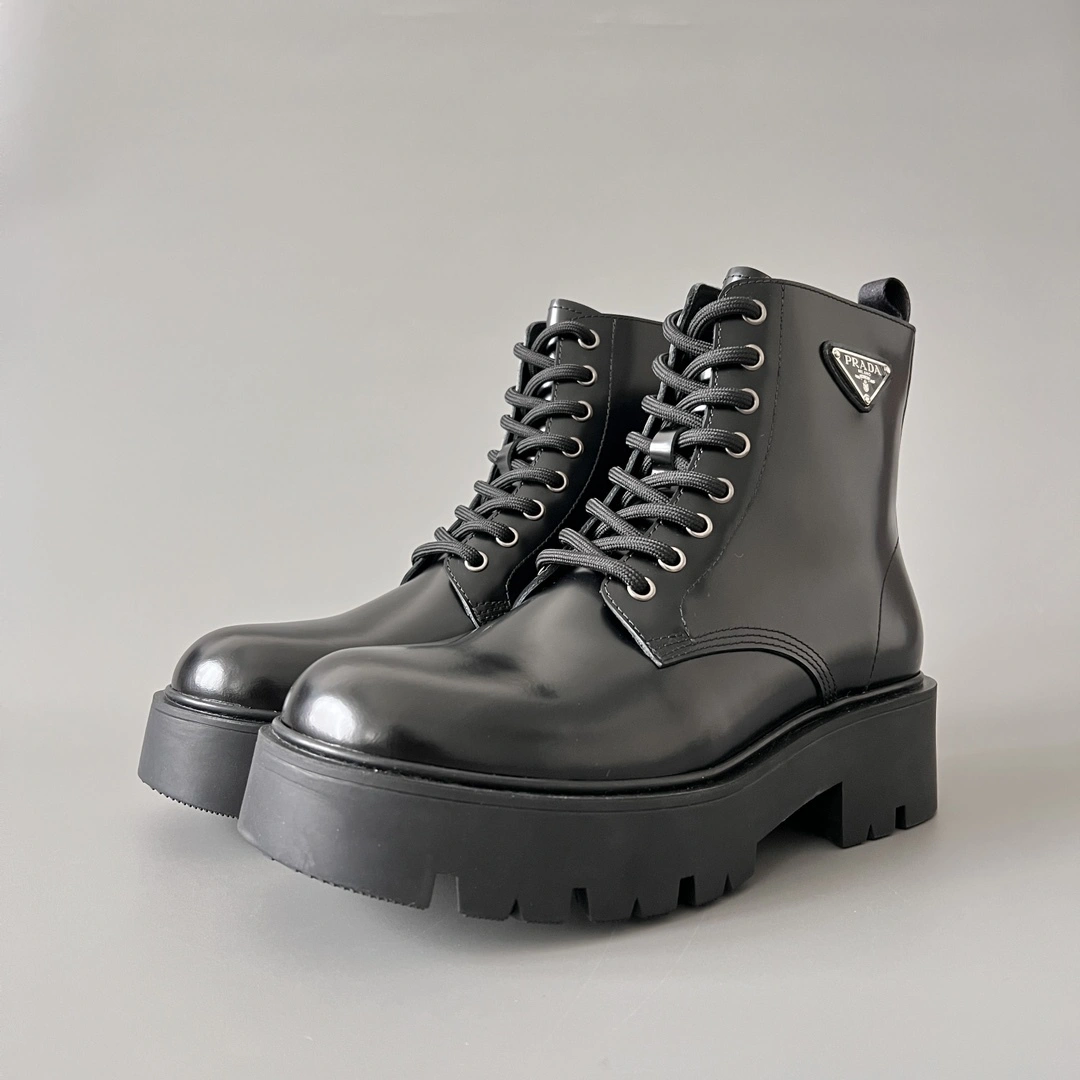 OOBB-- Pr141 2TG242_B4L_F0002_F_G000 cowhide item:E-X300H1352