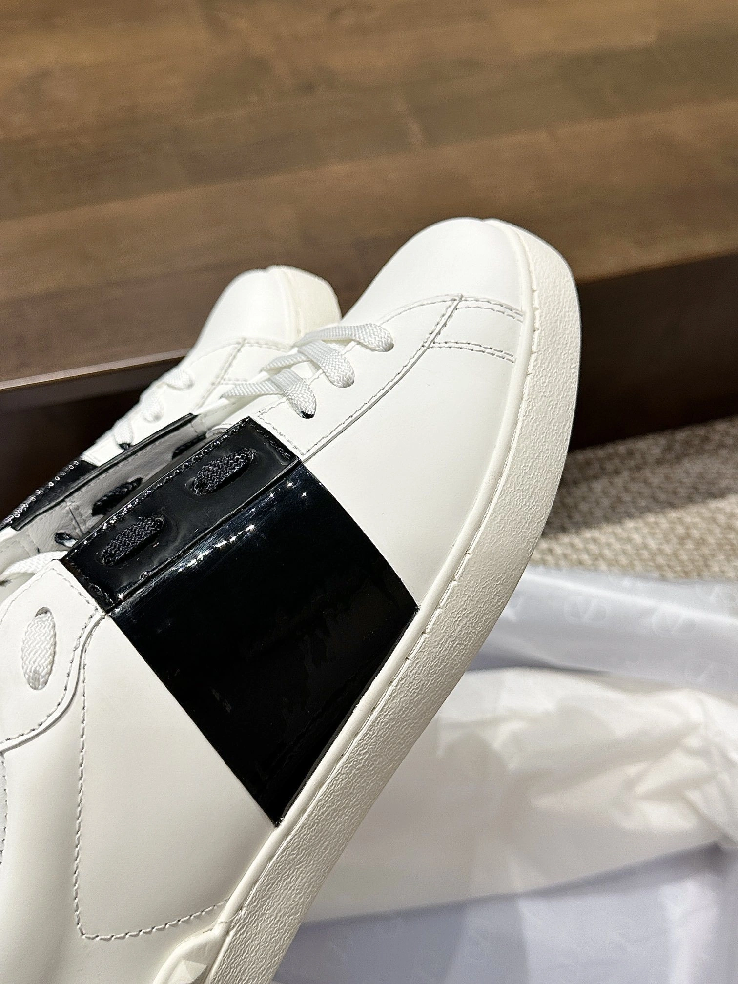 OOBB-- RY2S0830TCQA01 cowhide item: D-X158B2370
