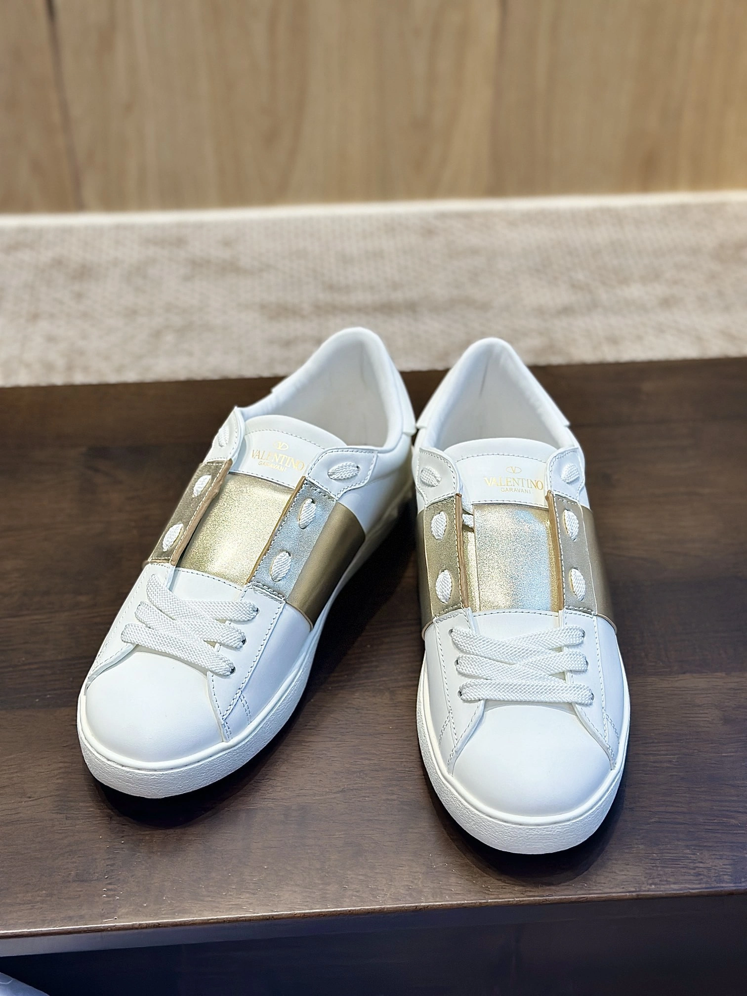 OOBB-- TY2S0830FLRL71 cowhide item: D-X158B2373