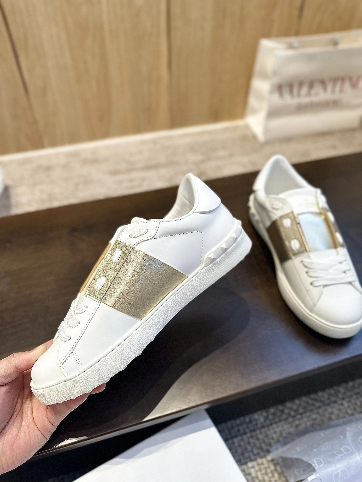 OOBB-- TY2S0830FLRL71 cowhide item: D-X158B2373