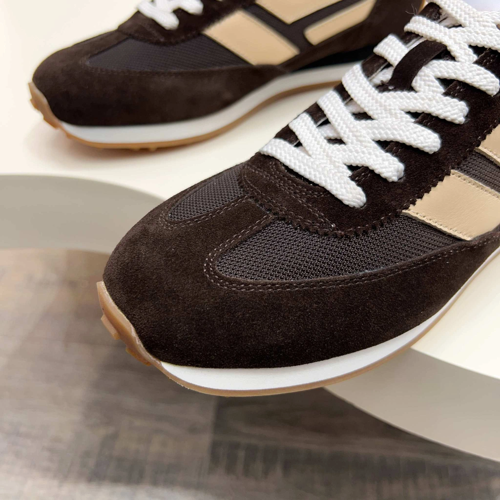OOBB-- To7 For4 J1511L-CL456N-3BA13 cowhide item:E-X000F2653