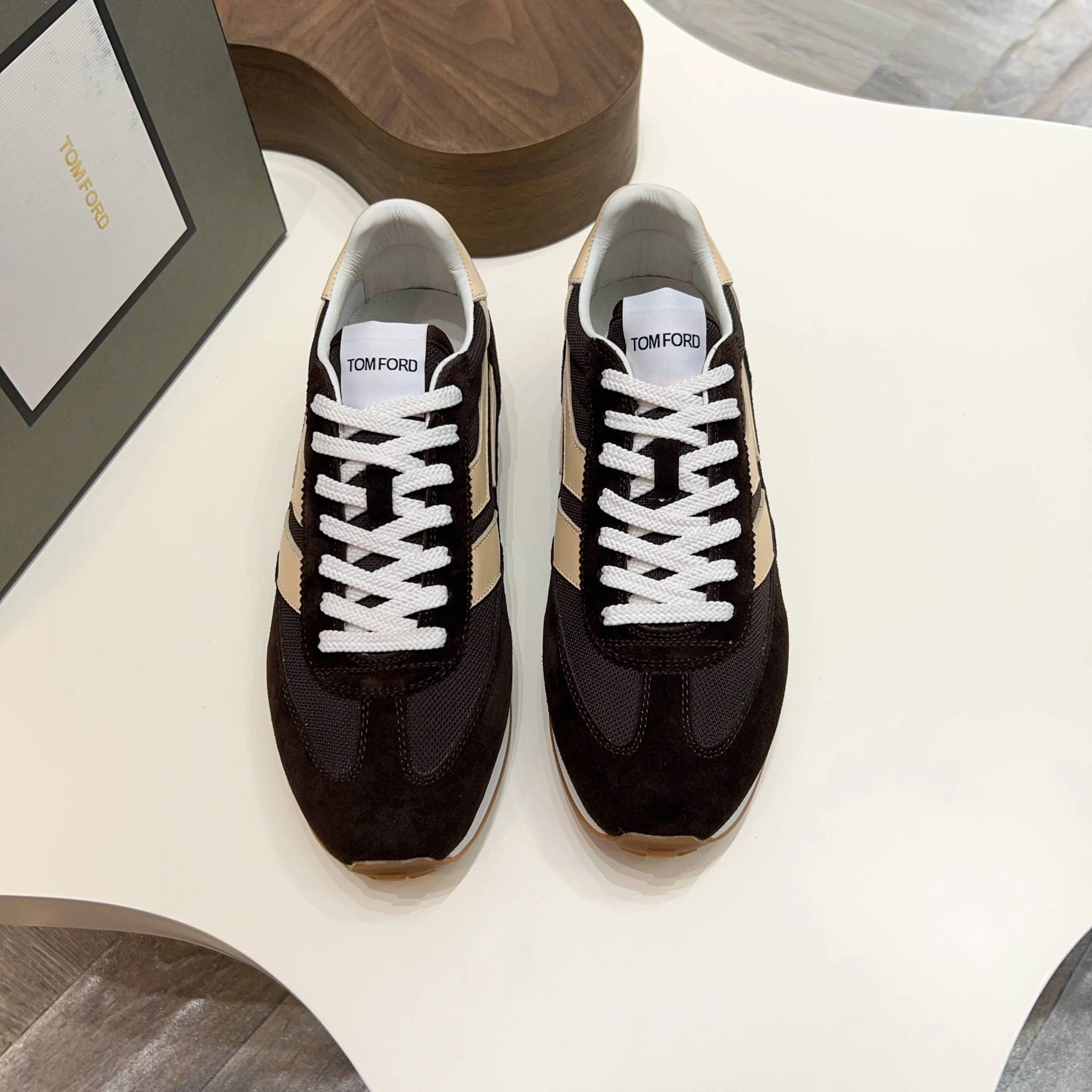 OOBB-- To7 For4 J1511L-CL456N-3BA13 cowhide item:E-X000F2653