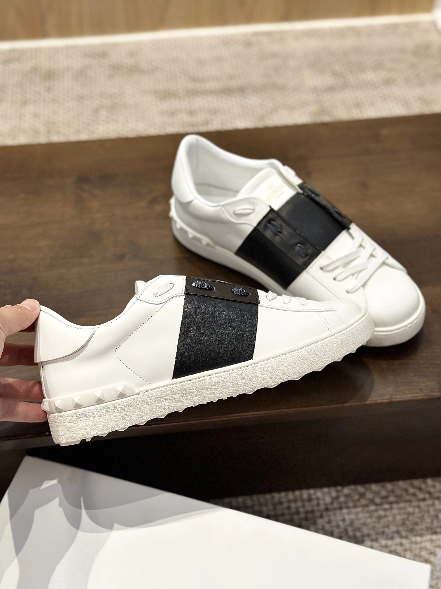 &OOBB-- UY2S0830BLUA01 cowhide item: D-X158B2371