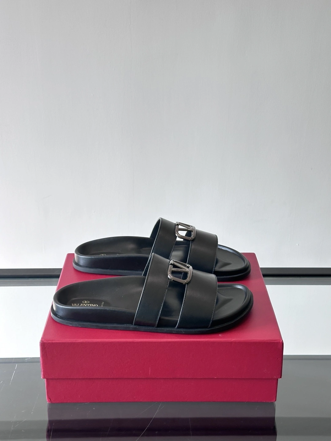 OOBB-- V1859ti9o 1Y2S0G23SZH0NO Calfskin item:E-X291D0231