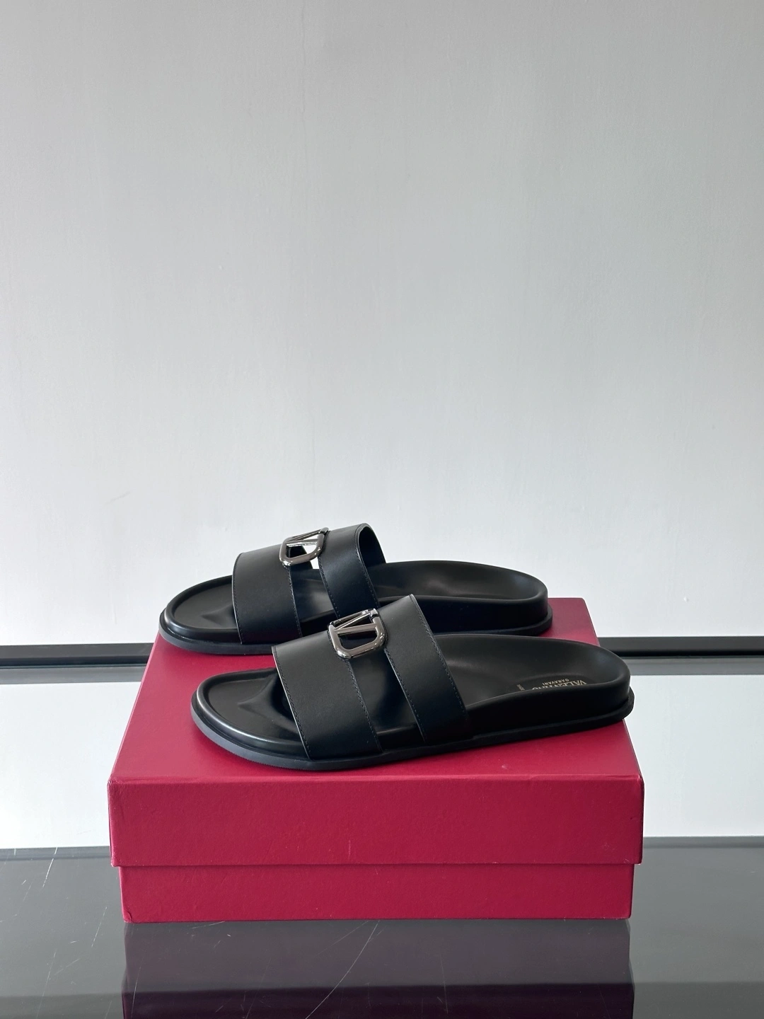 OOBB-- V1859ti9o 1Y2S0G23SZH0NO Calfskin item:E-X291D0231
