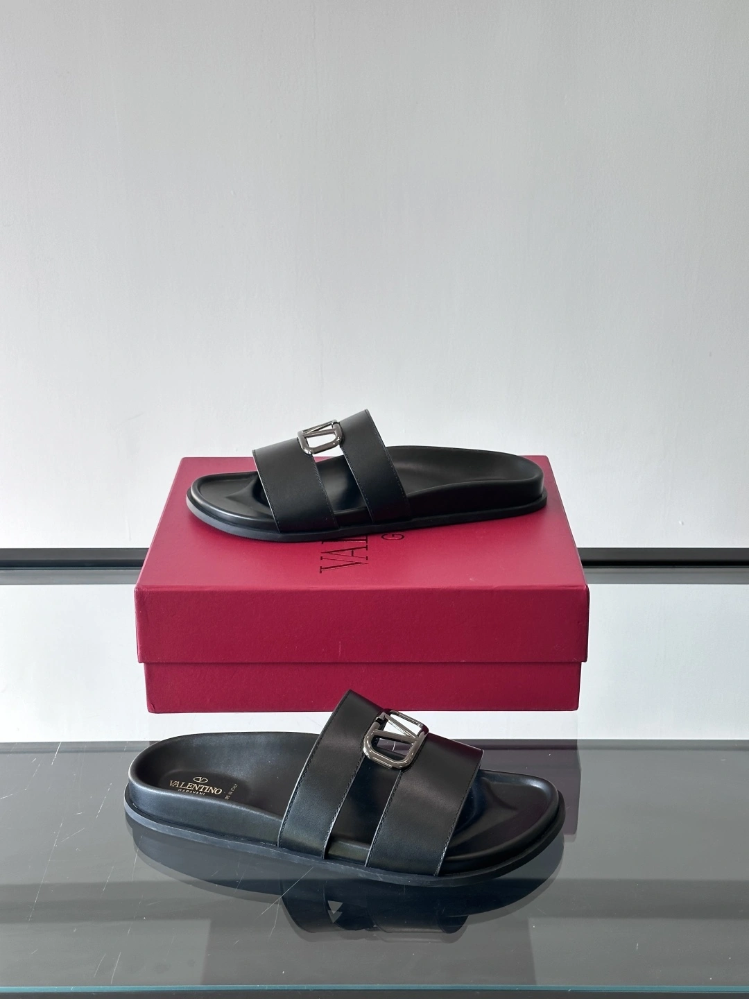OOBB-- V1859ti9o 1Y2S0G23SZH0NO Calfskin item:E-X291D0231