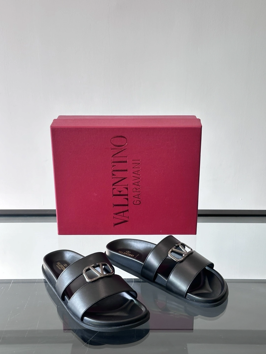 OOBB-- V1859ti9o 1Y2S0G23SZH0NO Calfskin item:E-X291D0231