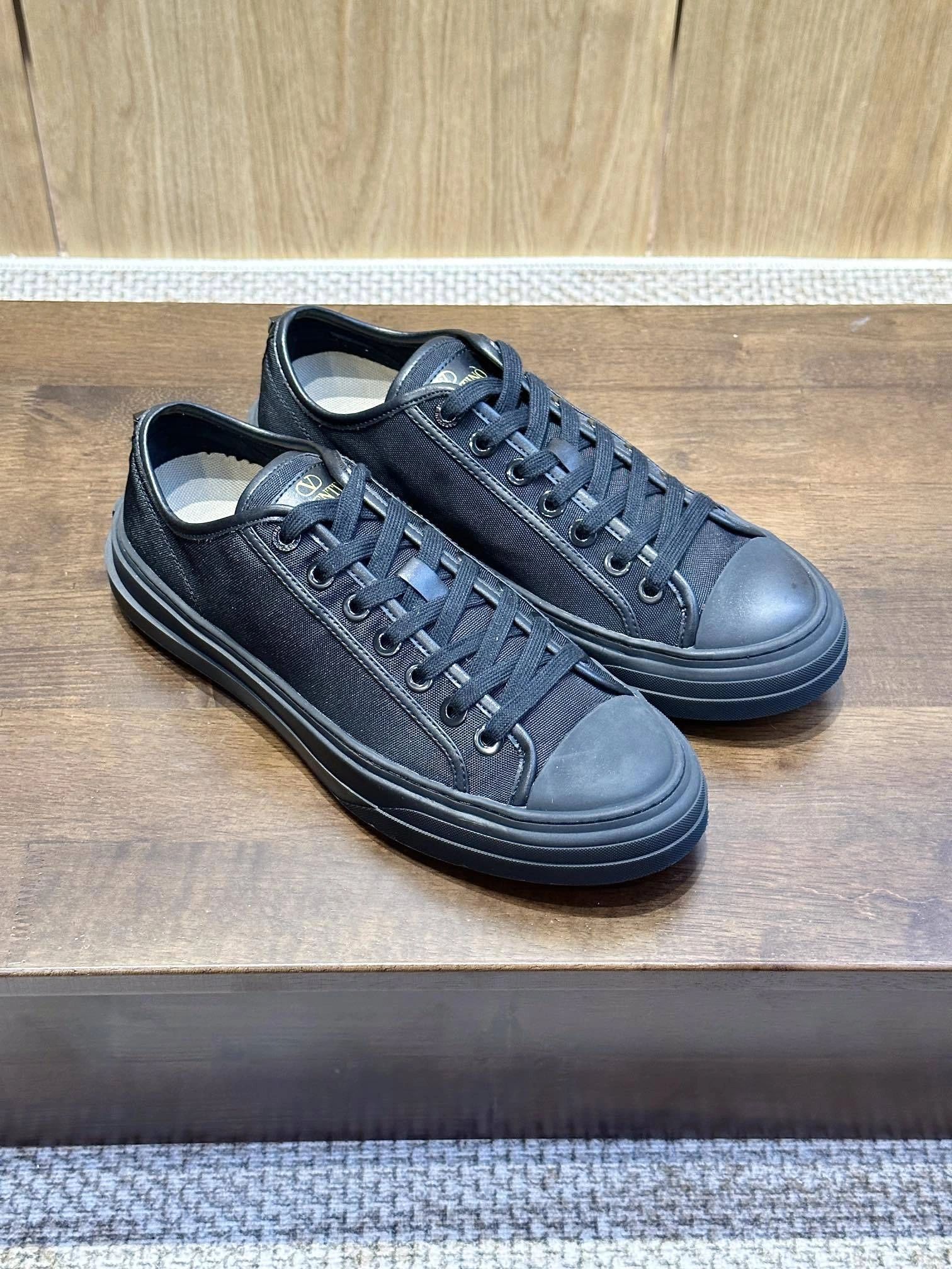 OOBB-- V1859ti9o 2Y0S0H02UAK0NO cowhide item:E-X230F1827