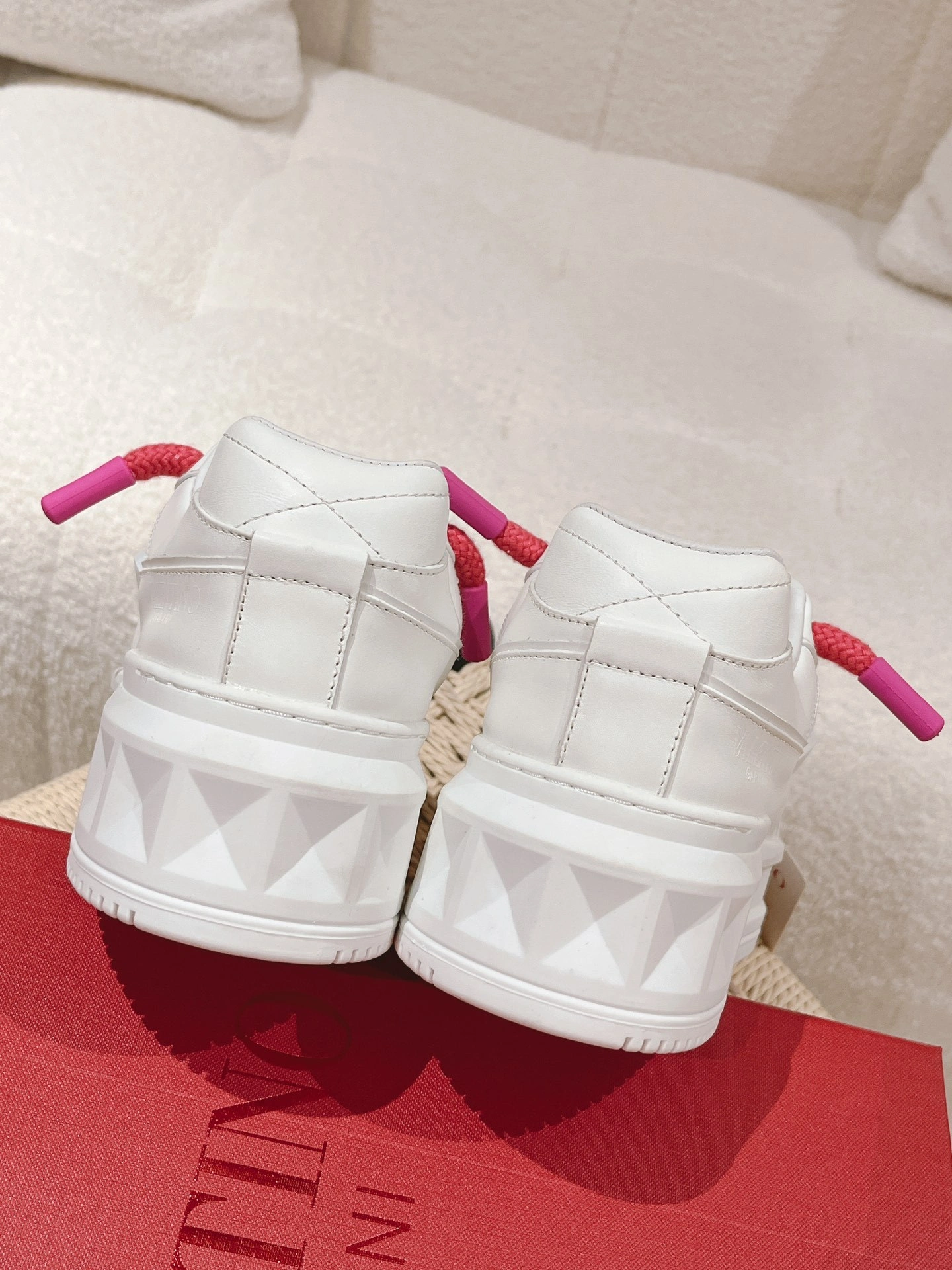 OOBB-- V1859ti9o 3Y2S0G37XTMKF6 sheepskin Heel height:6cm item:E-X362I0313