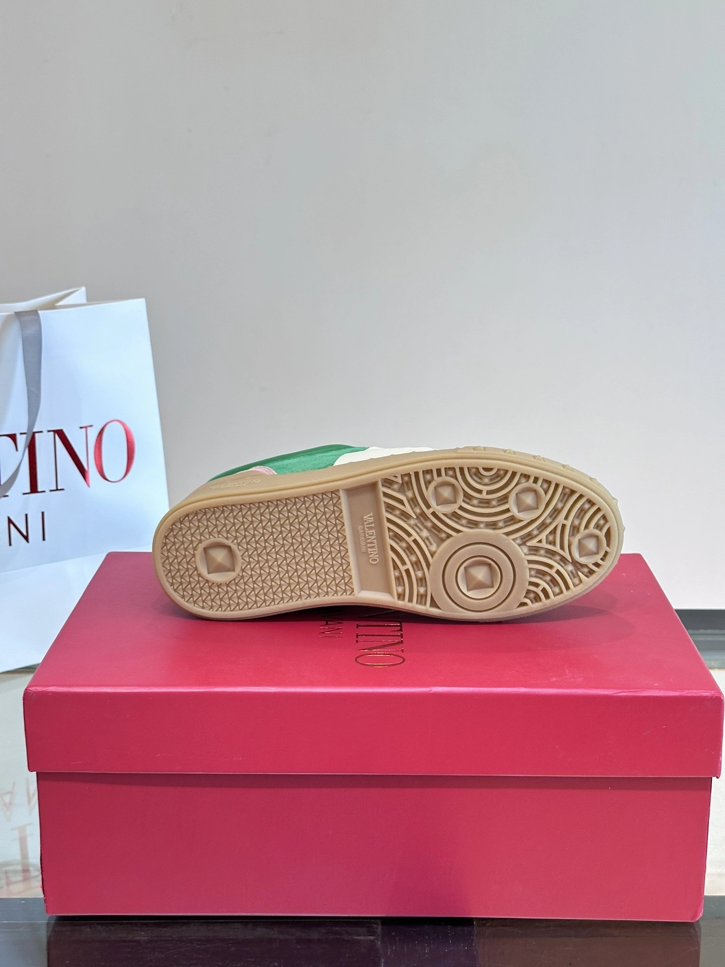 OOBB-- V1859ti9o 6W2S0IL9LALQYG Calfskin item:D-X032L2558