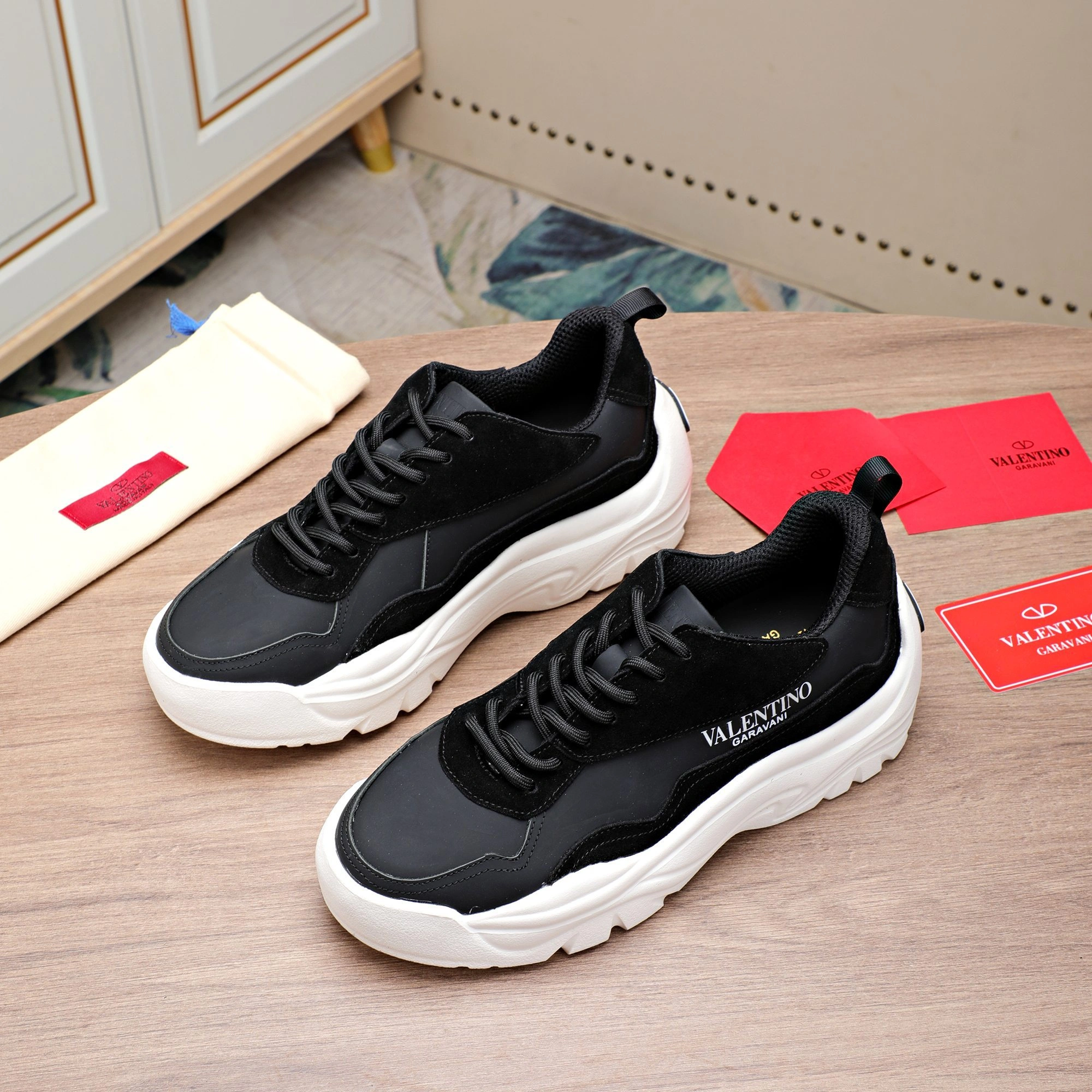 OOBB-- V1859ti9o SY2S0B17VRN0NO cowhide item:E-X302A0228