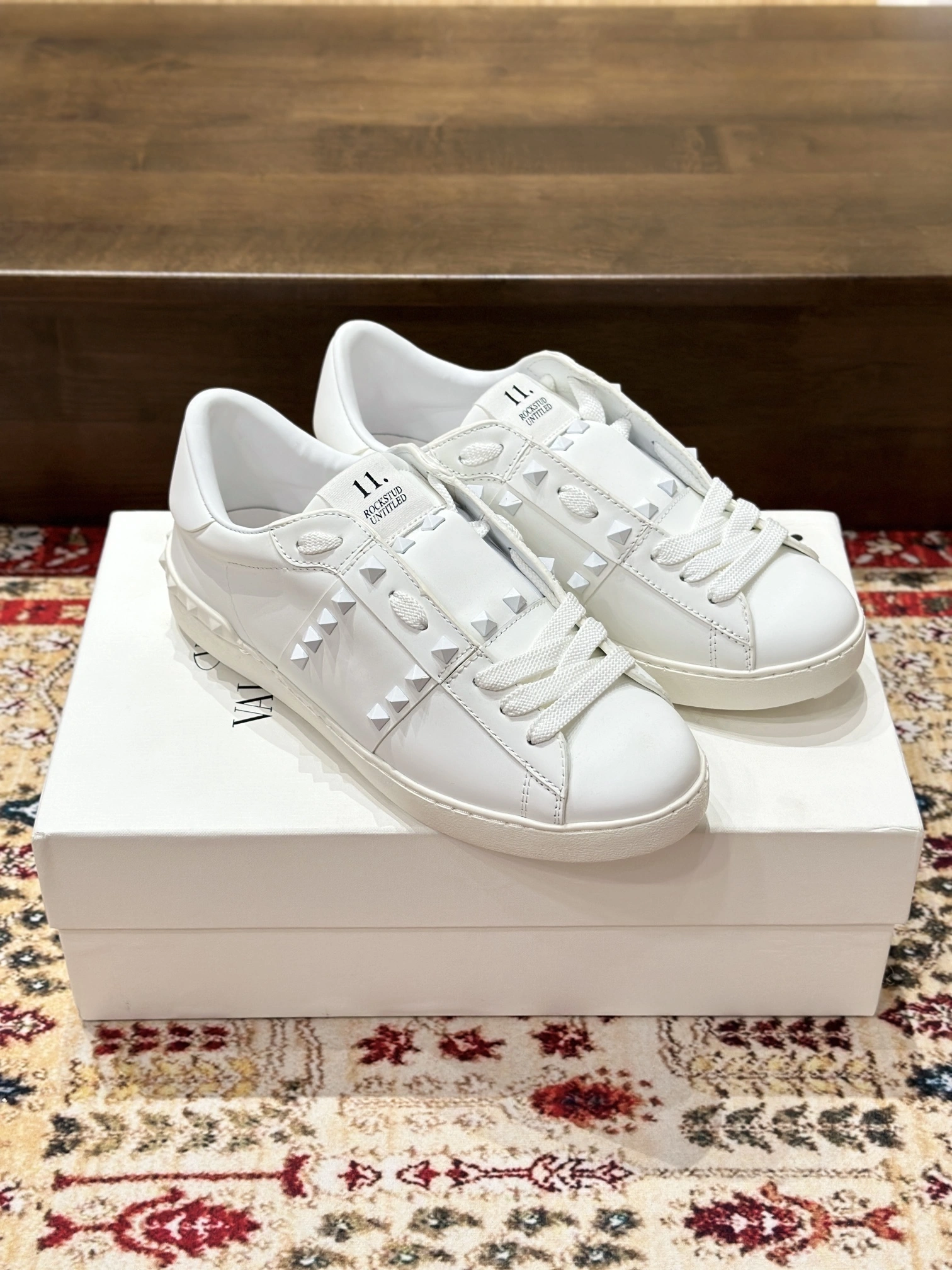 OOBB-- V1859ti9o TW2S0A01YEK0BO cowhide item:E-X230F1825
