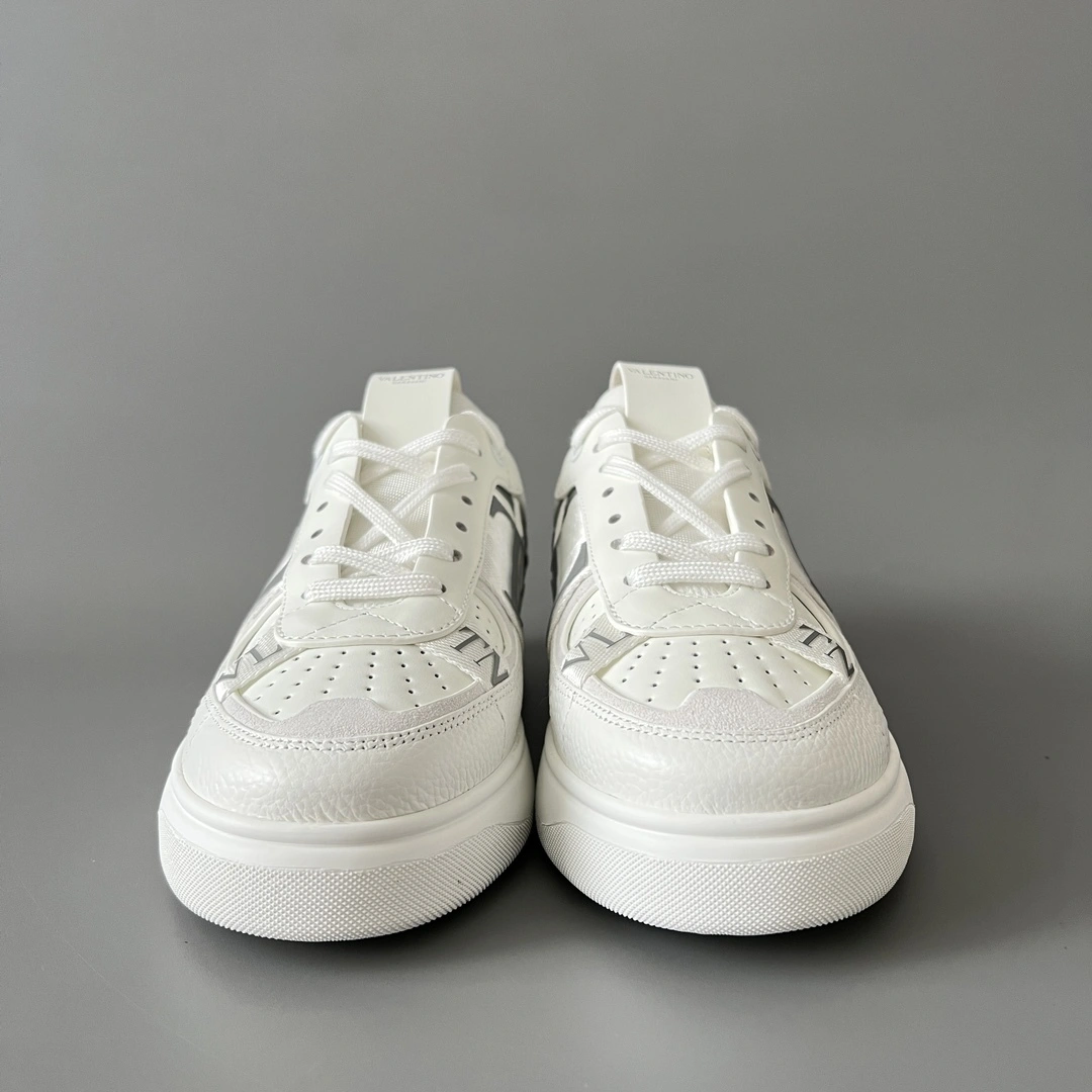 OOBB-- V1859ti9o VY2S0C58WRQ22E VL7N Calfskin cowhide item:E-X300J2933
