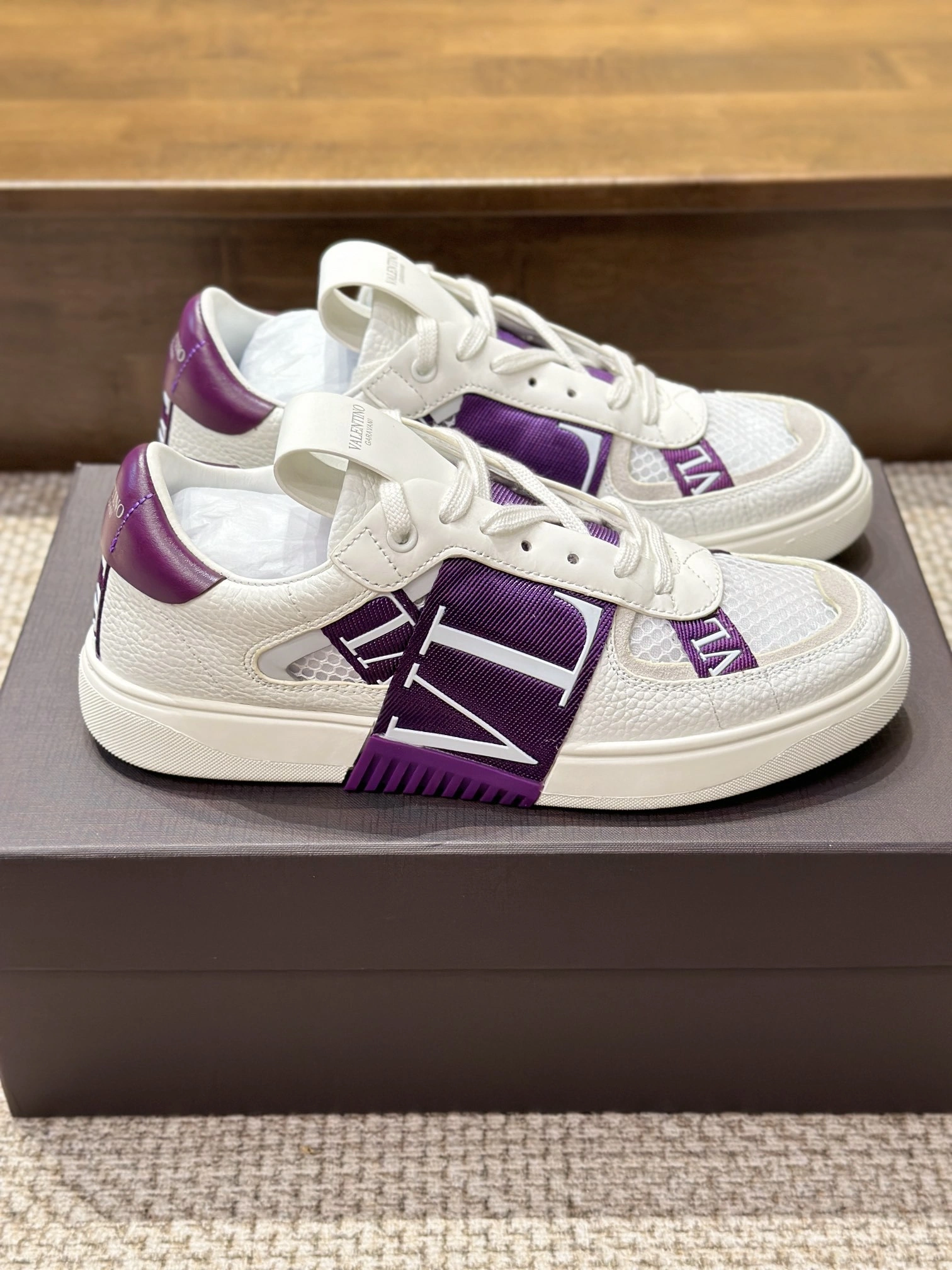 OOBB-- V1859ti9o XY0S0C58SWFQ1W Calfskin item:E-X230F1821