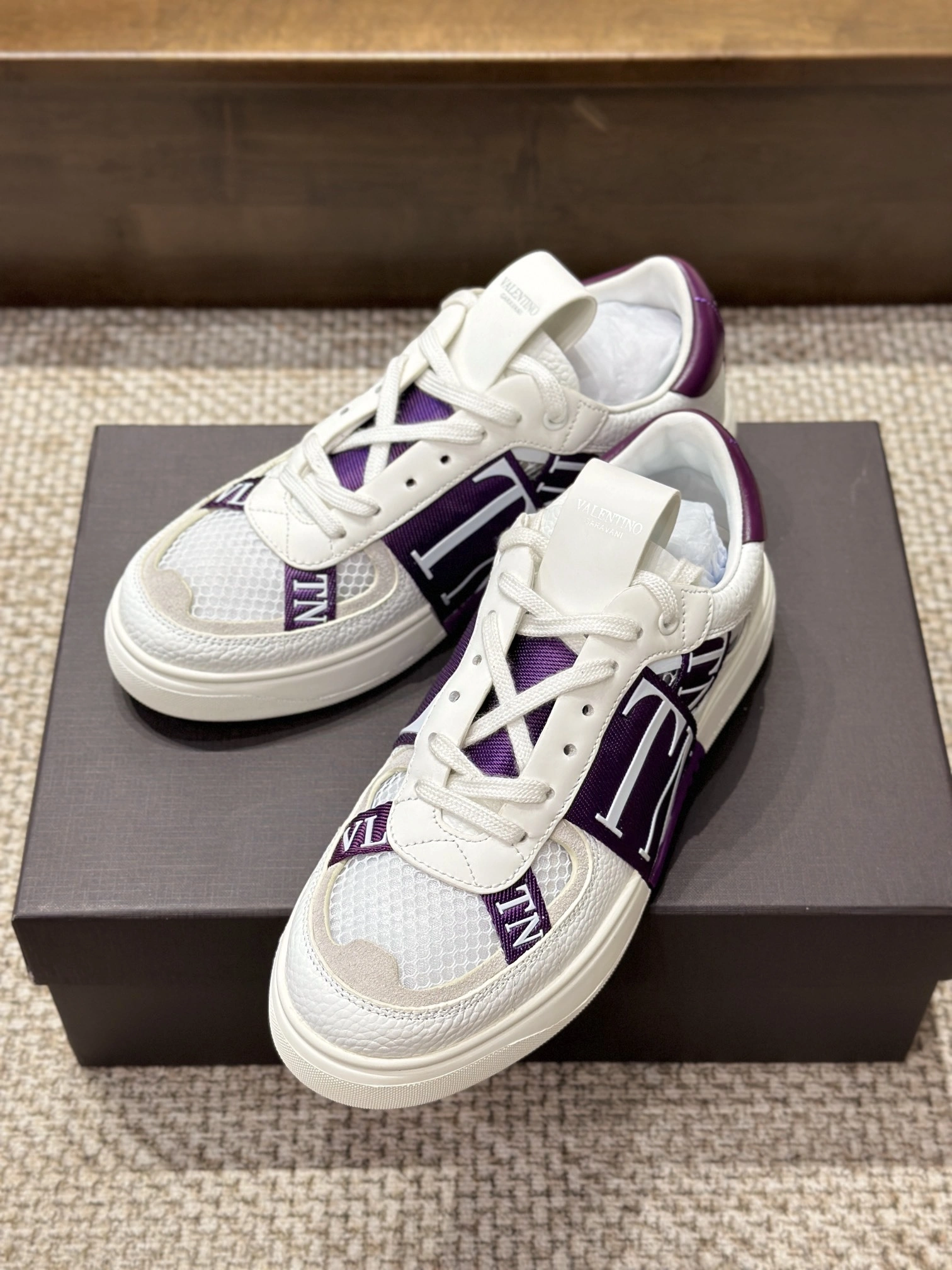 OOBB-- V1859ti9o XY0S0C58SWFQ1W Calfskin item:E-X230F1821
