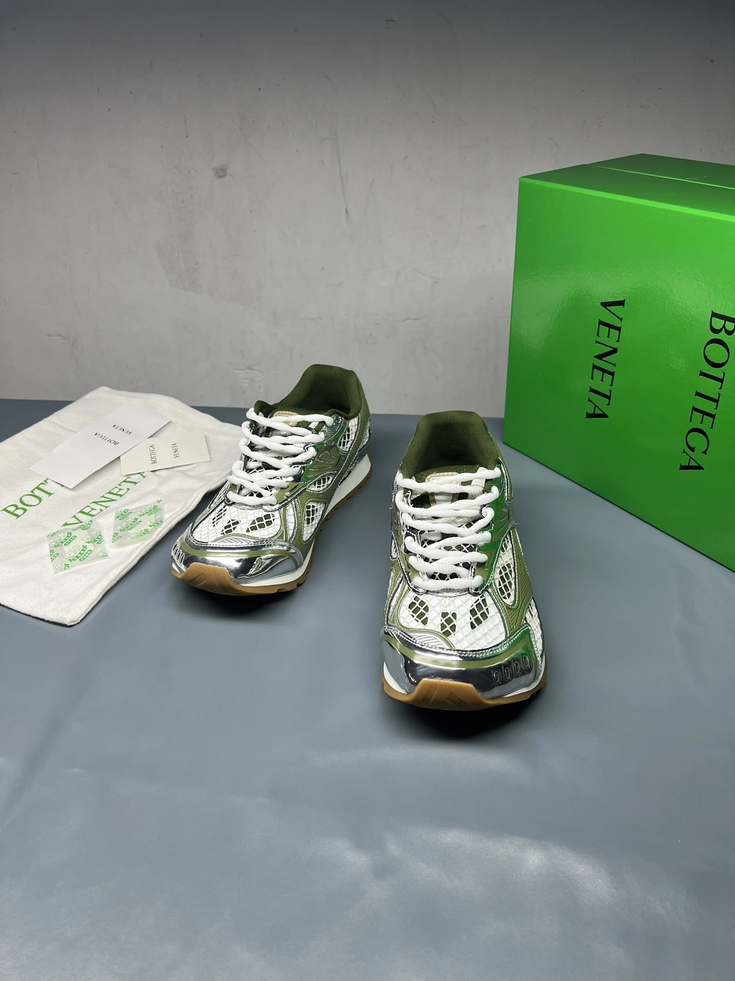 &OOBB-- V595t1 741357V2X402848 item:D-X000G0376