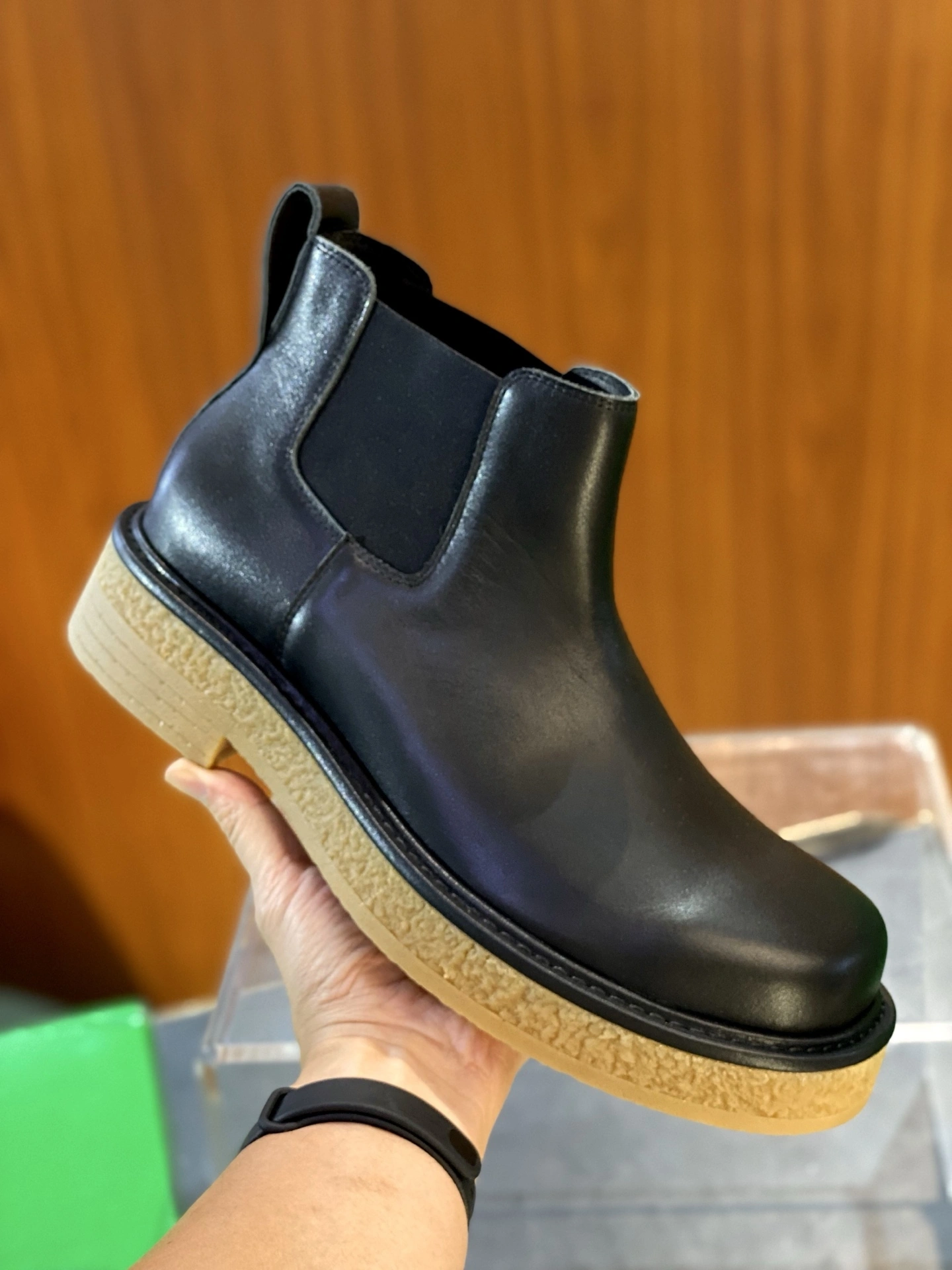 OOBB-- V595t1 806937V2WT01000 Haddock Calfskin item:E-X332K1223