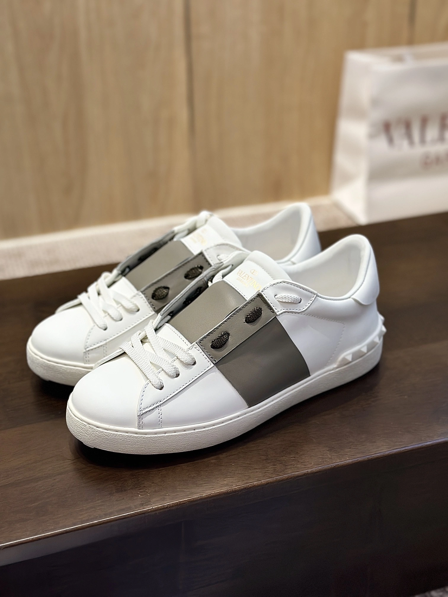 OOBB-- VW2S0781BLUP80 cowhide item: D-X158B2375