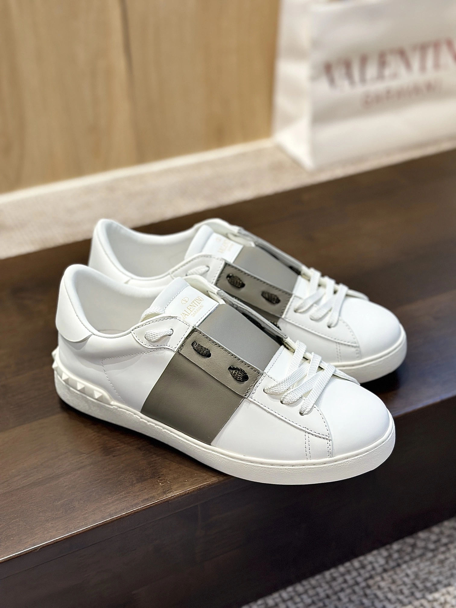 OOBB-- VW2S0781BLUP80 cowhide item: D-X158B2375