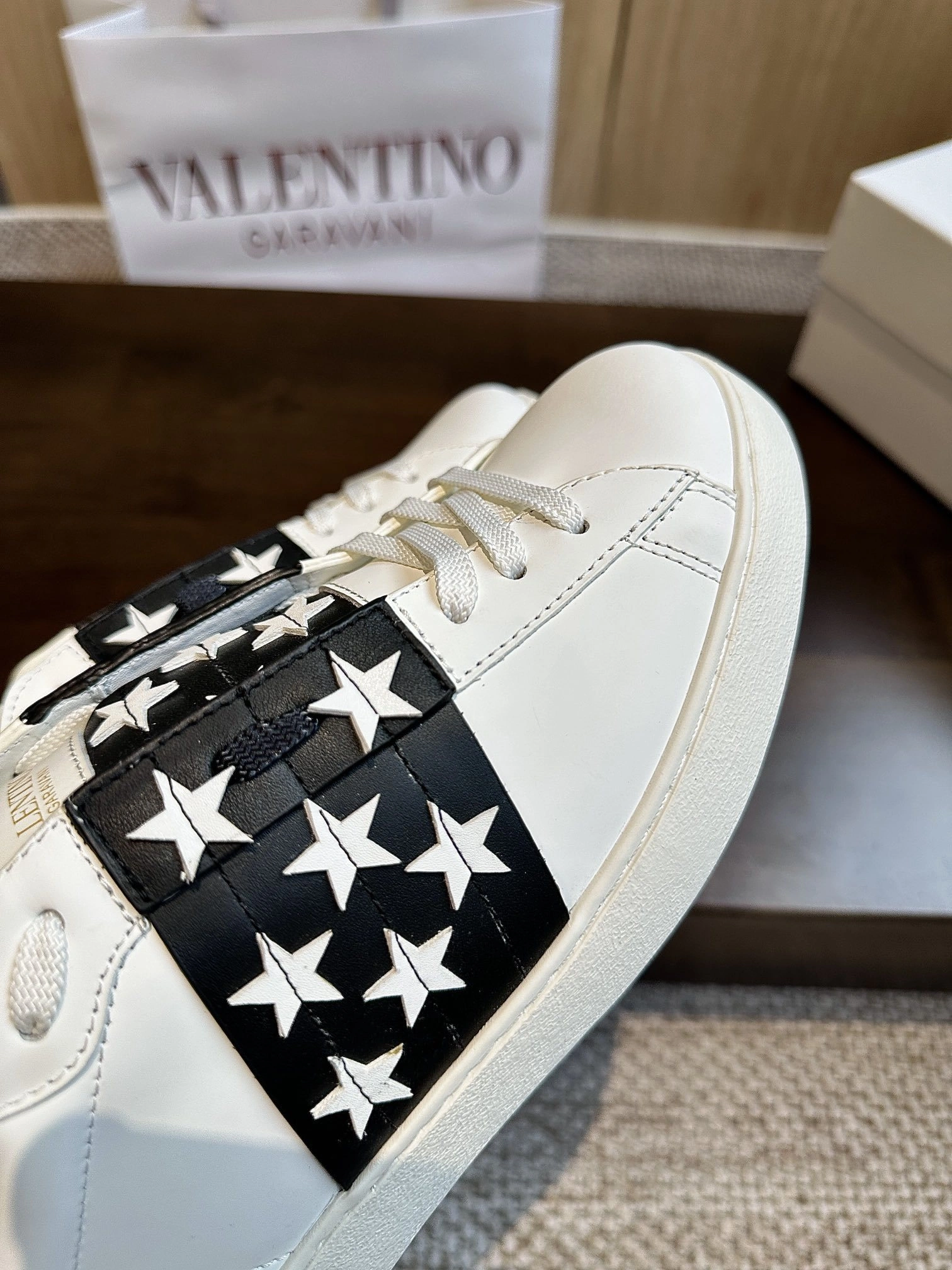 OOBB-- WY2S0830BVIA01 cowhide item: D-X158B2381