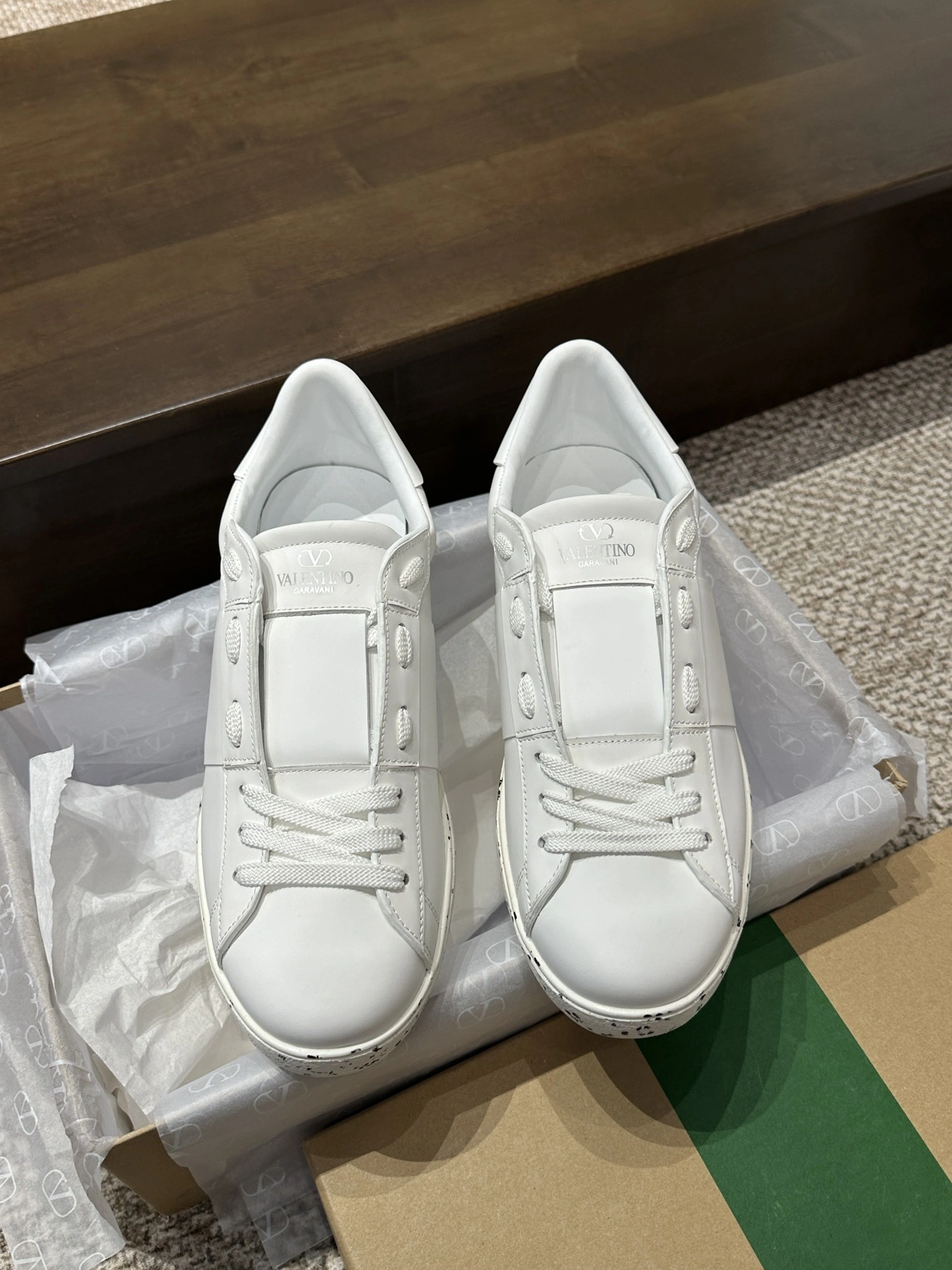 OOBB-- XW2S0781PUD0BO cowhide item: D-X158B2384